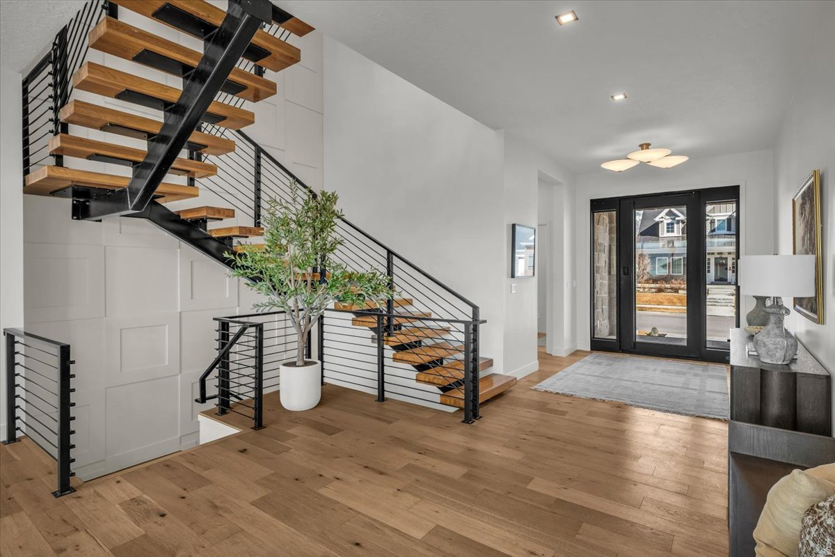 RIDGE - Residential