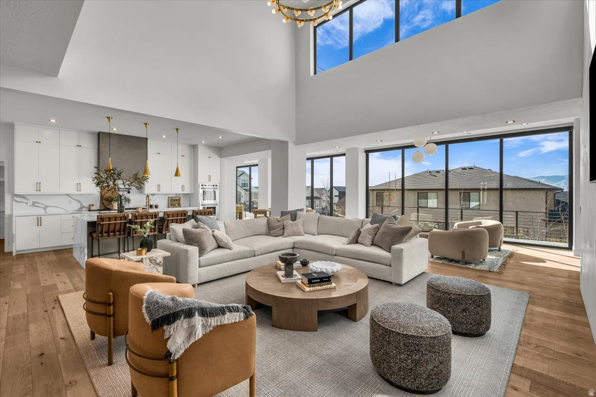 RIDGE - Residential