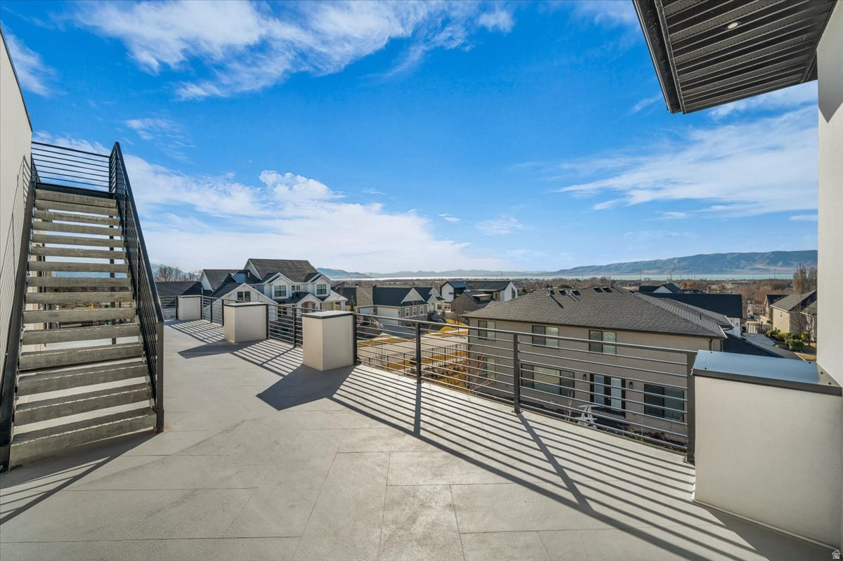 RIDGE - Residential