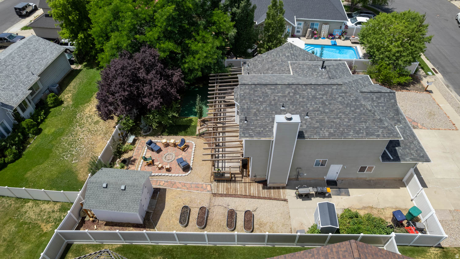 FALCON RIDGE PHASE 2 - Residential