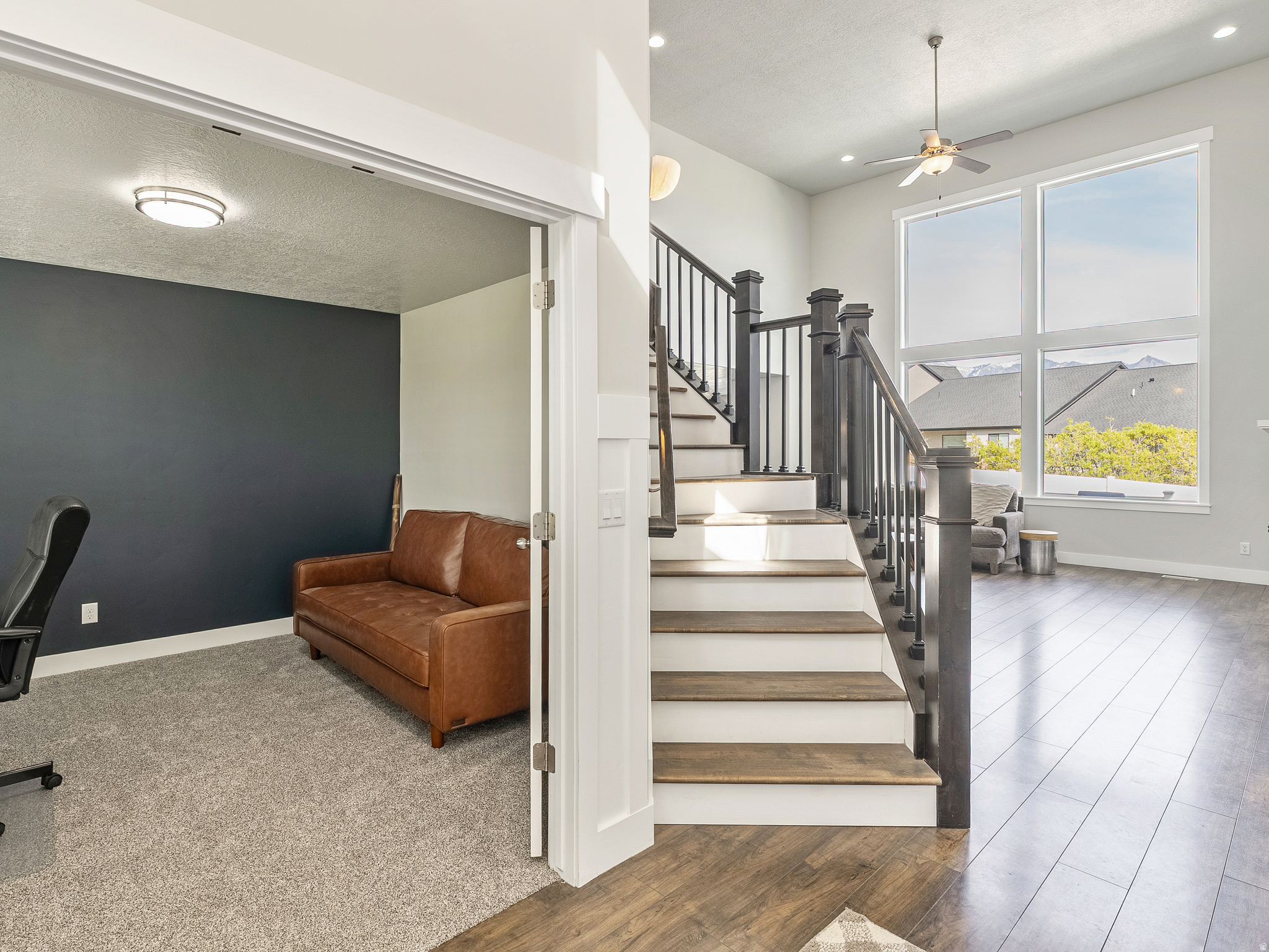 CANYON HILLS - Residential