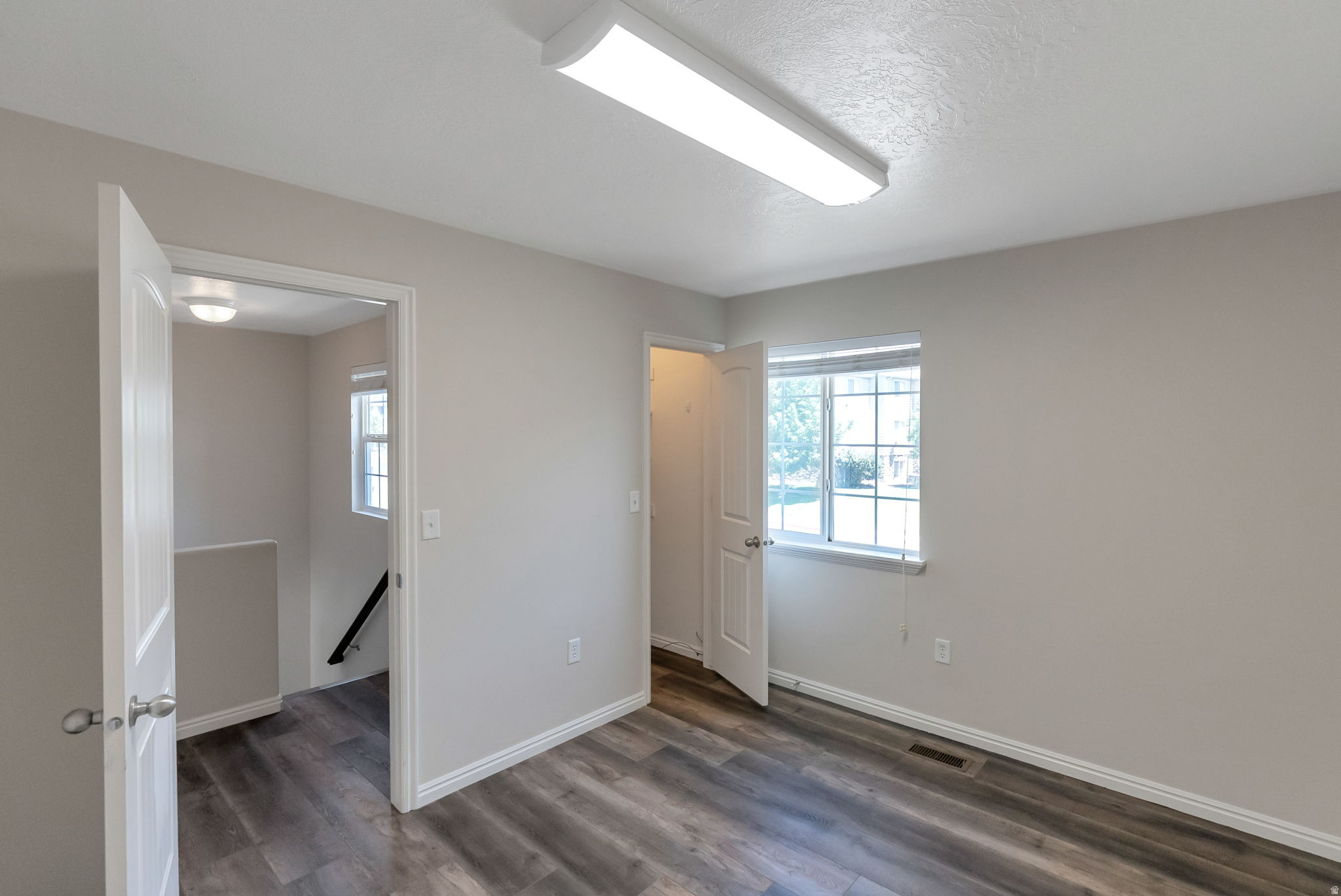 COLONIAL SPRINGS - Residential