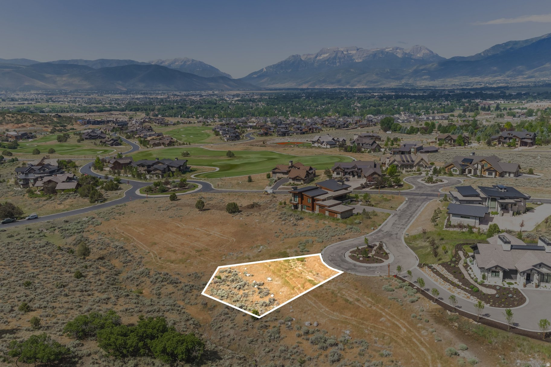 RED LEDGES - Land