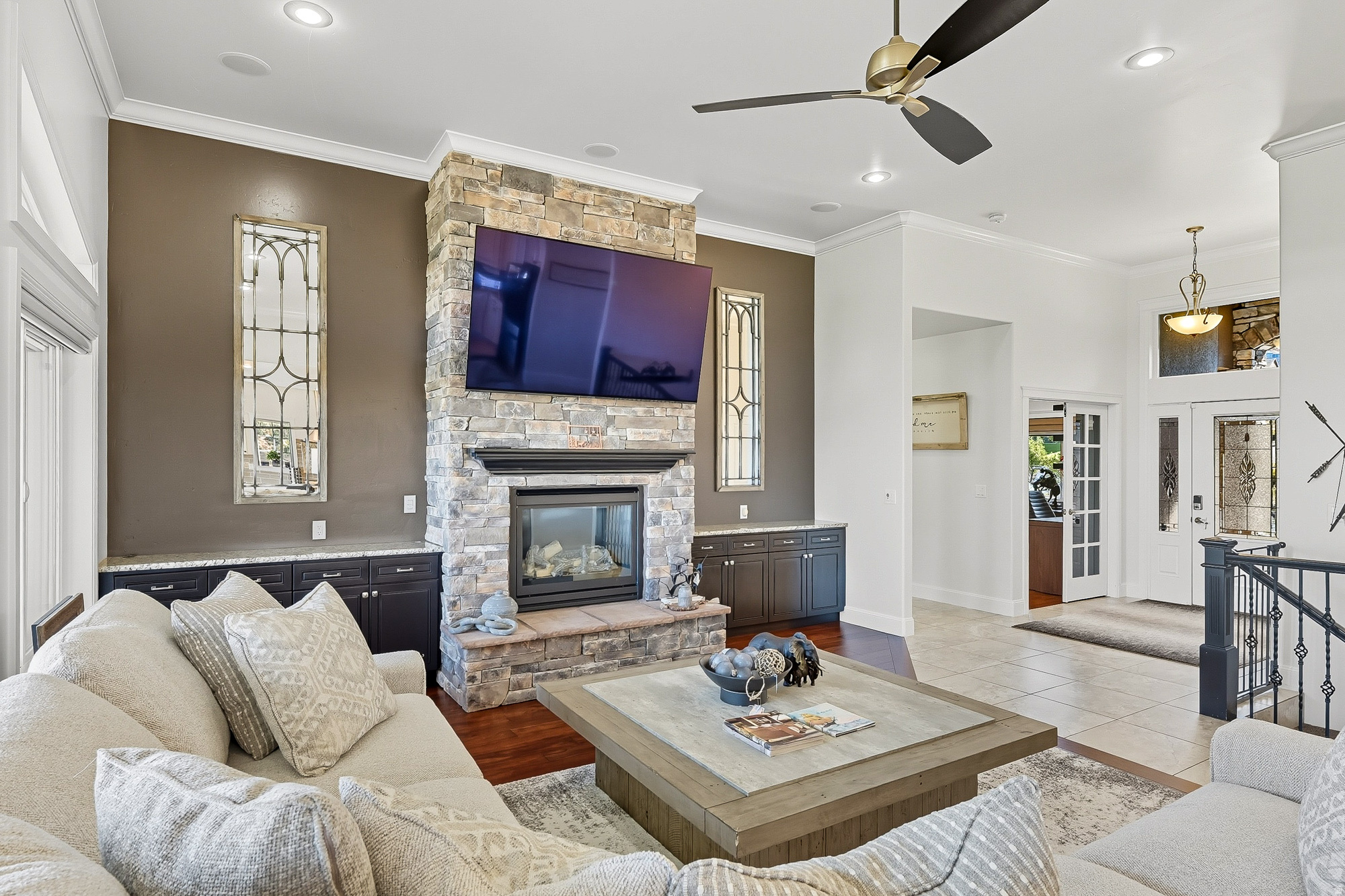 CANYON RIDGE - Residential