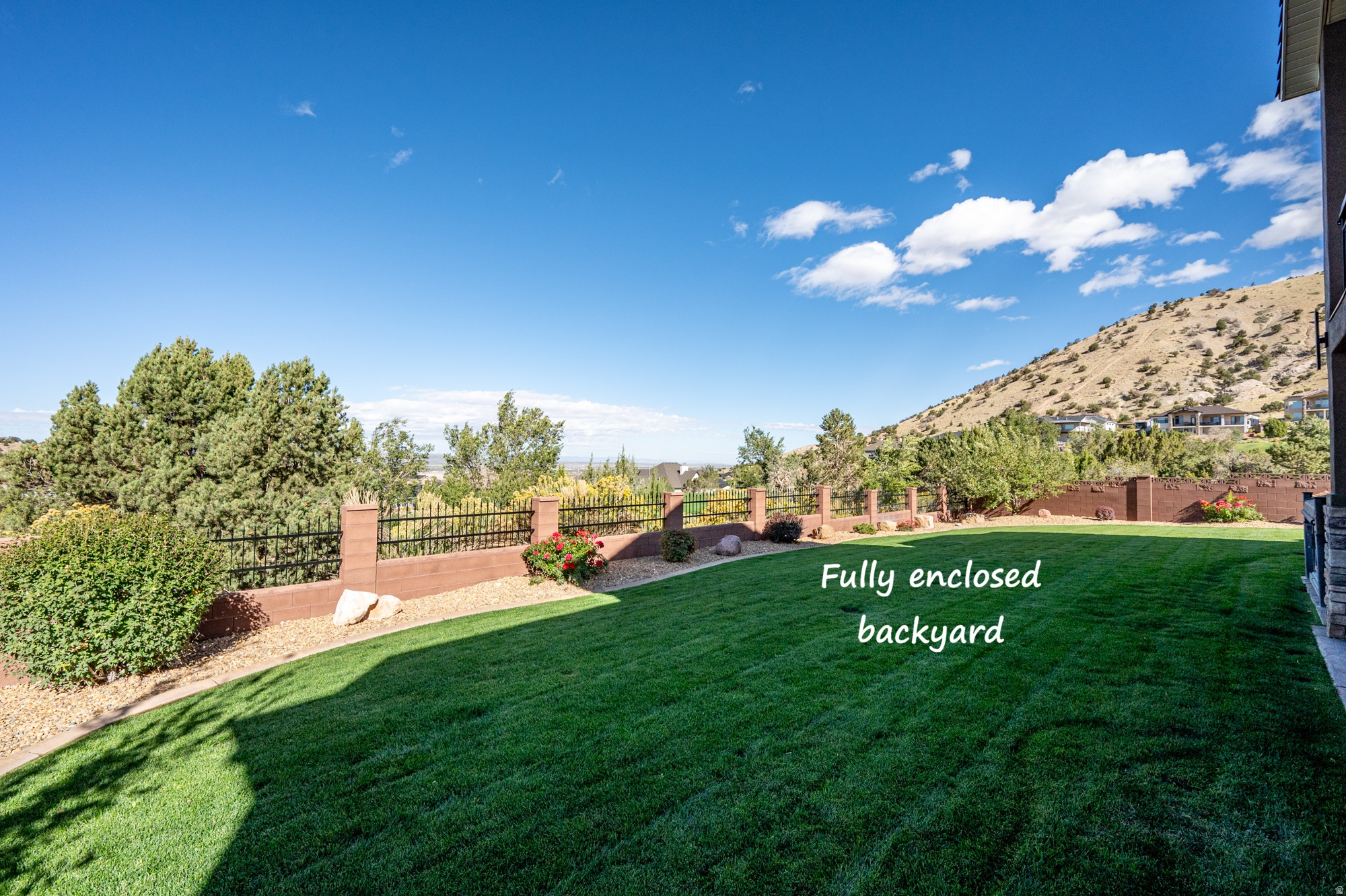 CANYON RIDGE - Residential