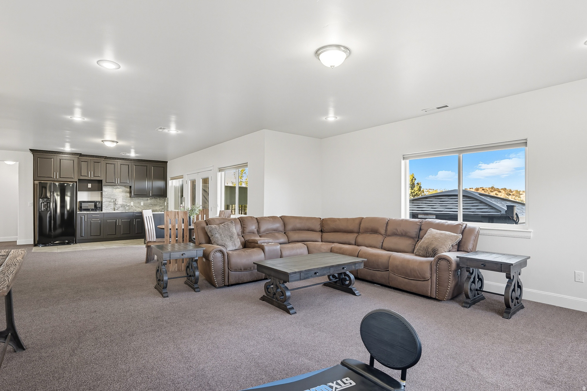 CANYON RIDGE - Residential