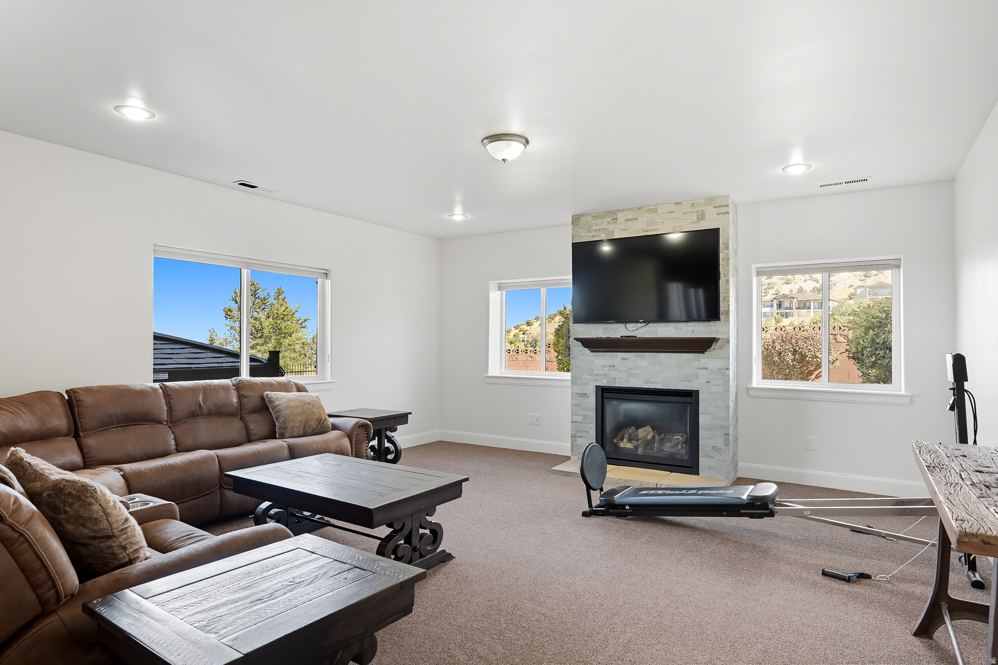 CANYON RIDGE - Residential