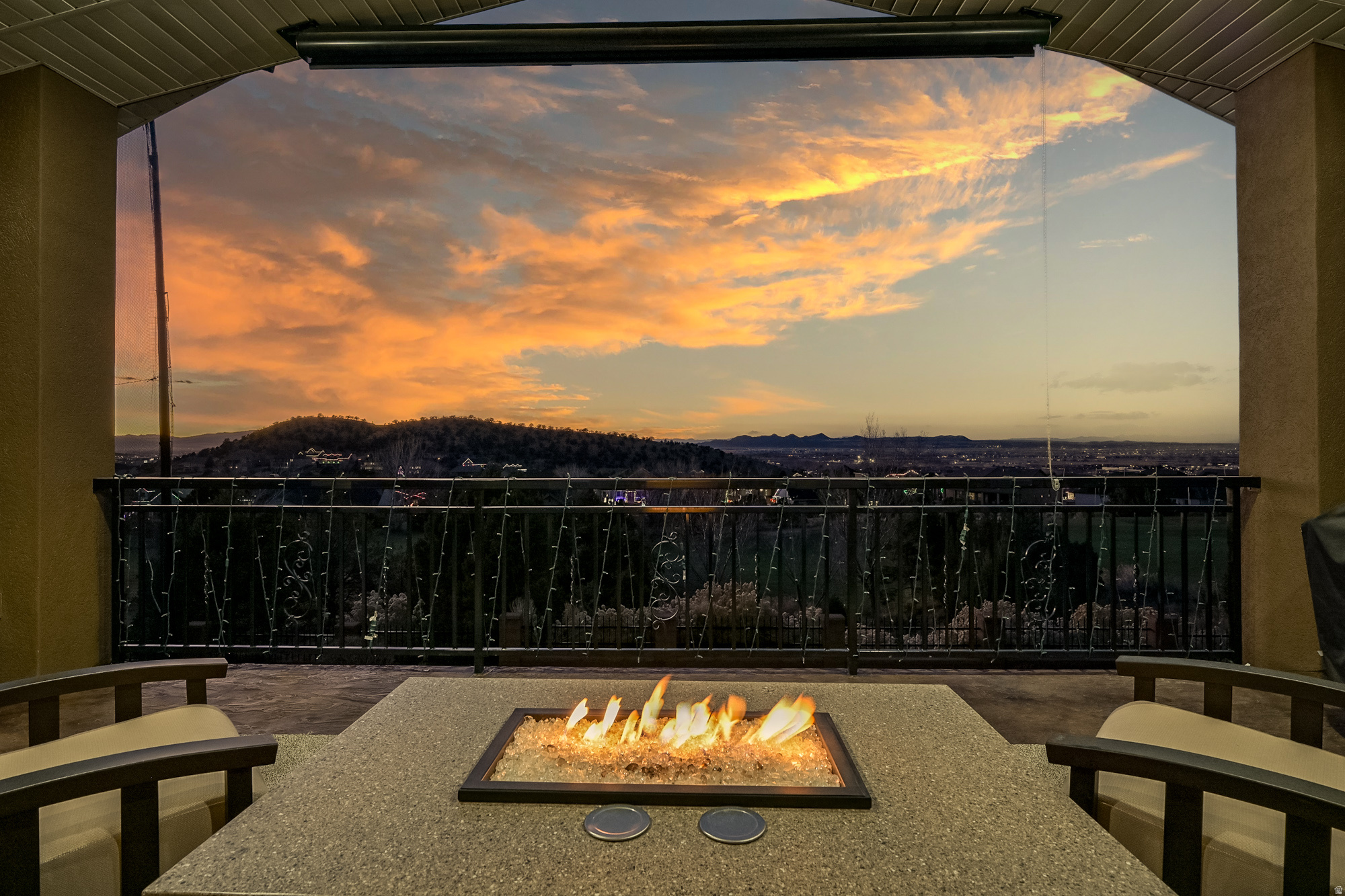 CANYON RIDGE - Residential