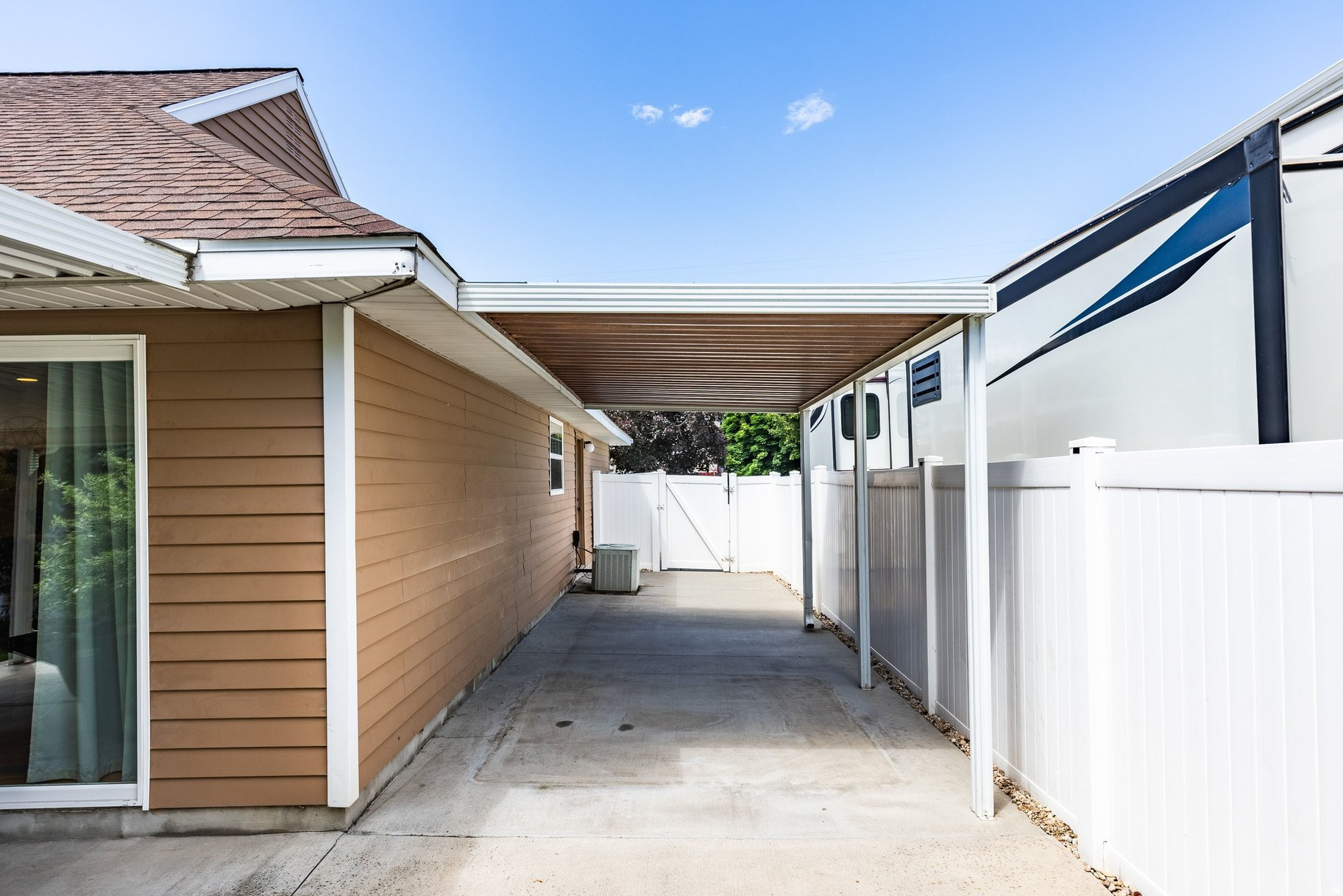 RIVERBEND SUB - Residential