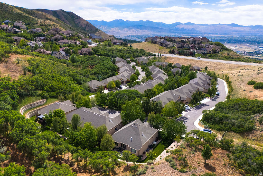 LITTLE VALLEY CONDO - Residential