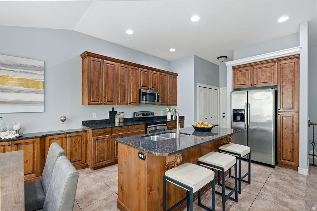 LITTLE VALLEY CONDO - Residential