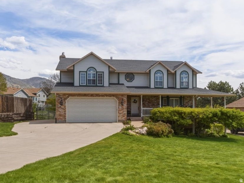 Shadow Valley 2-story, 5 bed/ 4 bath home on a quiet cul-de-sac. Featuring a custom remodeled primary suite with one of a kind bath & shower. Retreat to your Large bedroom with built-in walnut cabinetry, fireplace, desk, & walk-in closet. Amazing laundry with hickory cabinets & quartz countertops.  Remodeled kitchen includes mahogany cabinetry, granite countertops, & large island.  Large backyard with spacious deck, sports court, & shed. Great location close to elementary school.