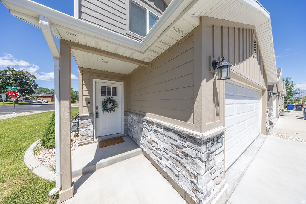 TERRACE PINES TOWNHO - Residential