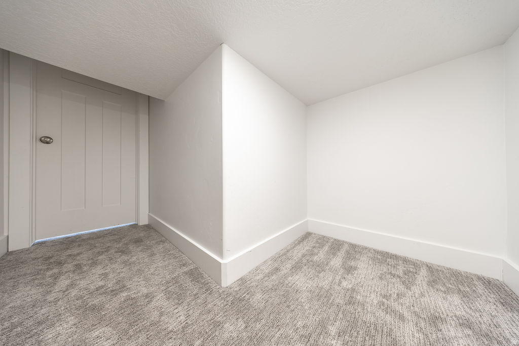 TERRACE PINES TOWNHO - Residential