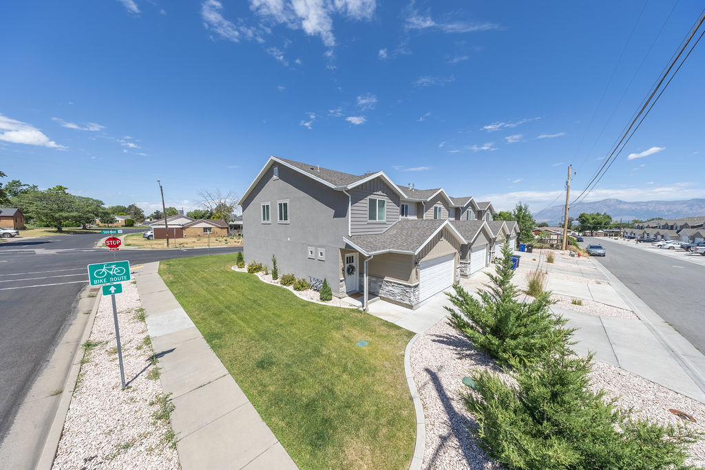 TERRACE PINES TOWNHO - Residential