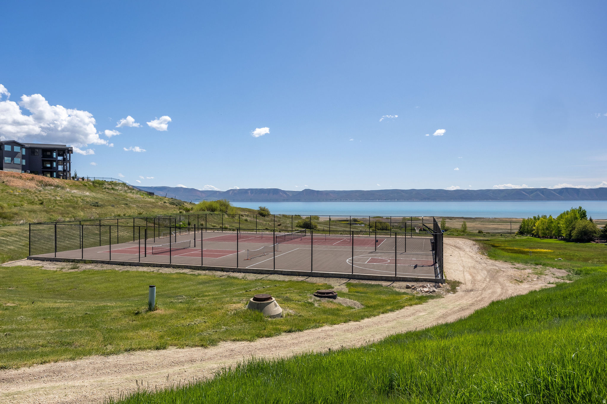 RESERVE PHASE 5 - Land