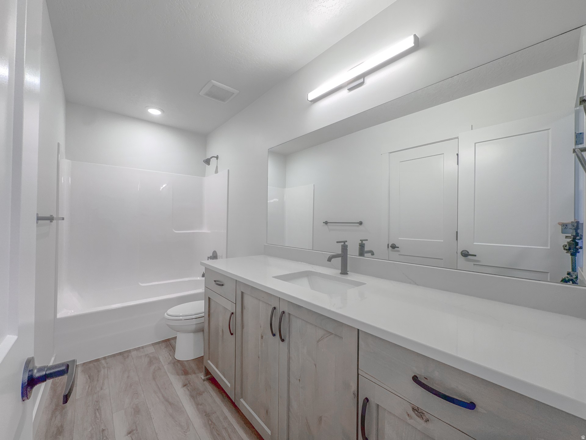 CREEKSIDE AT JDC RANCH - Residential