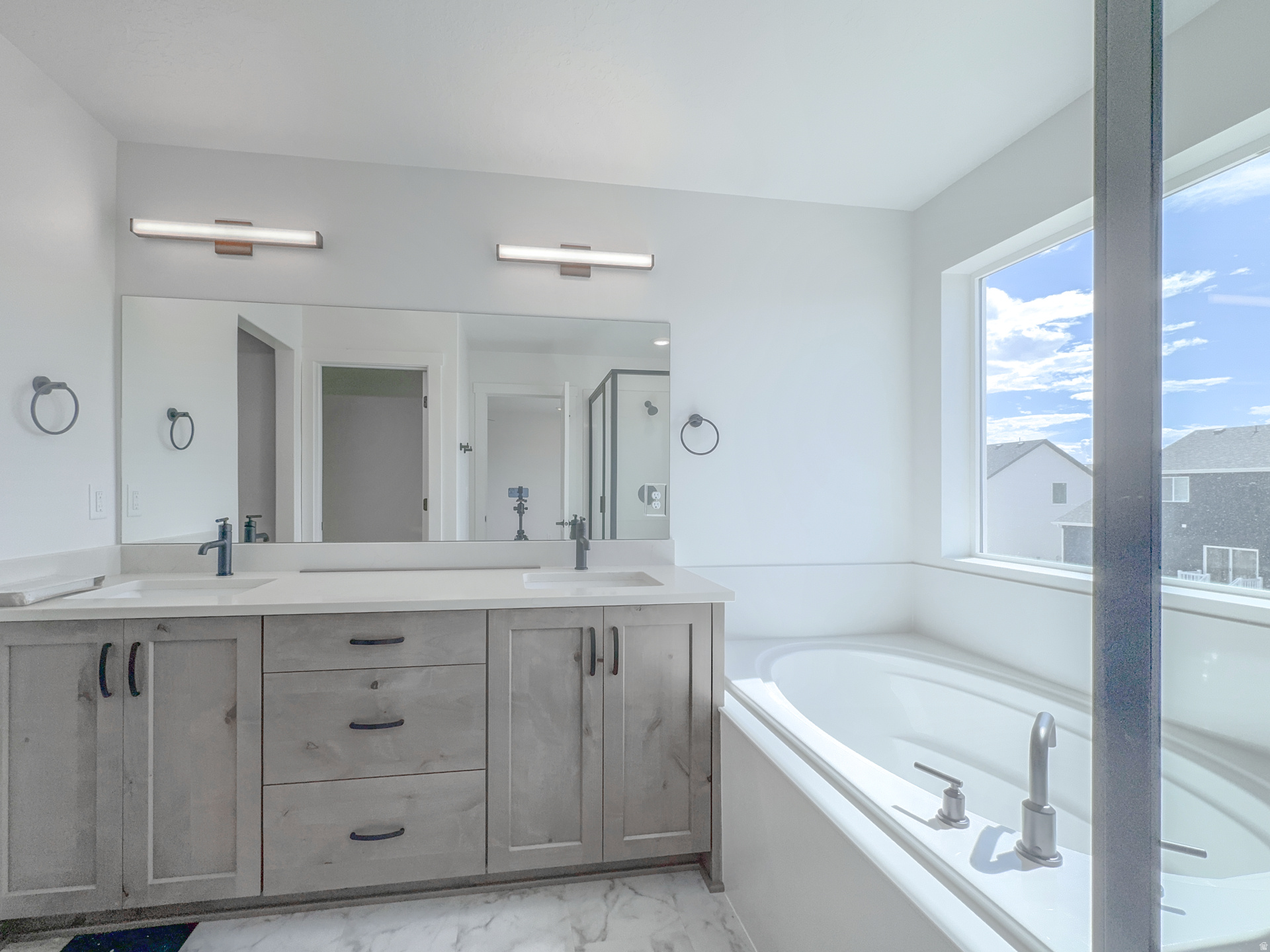 CREEKSIDE AT JDC RANCH - Residential