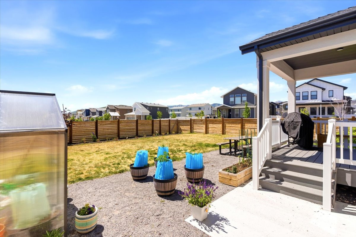 SILVER CREEK - Residential
