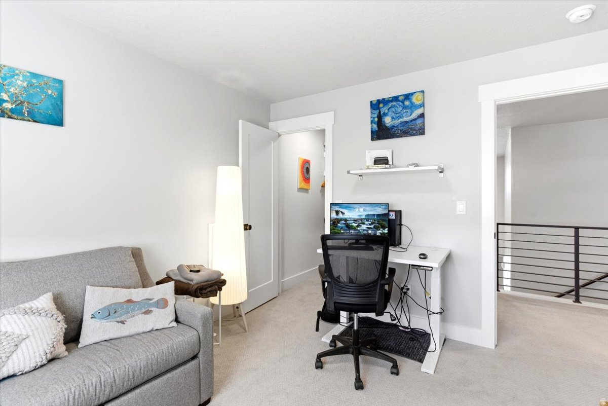SILVER CREEK - Residential