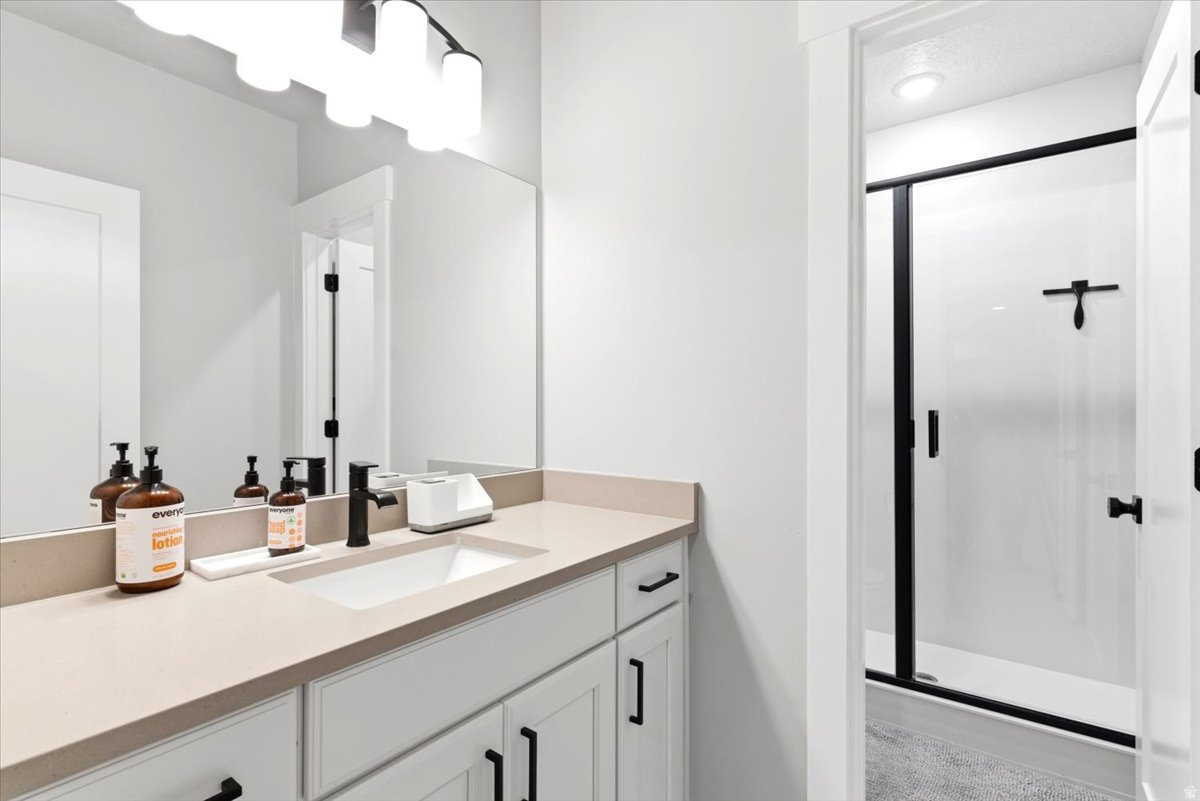 SILVER CREEK - Residential
