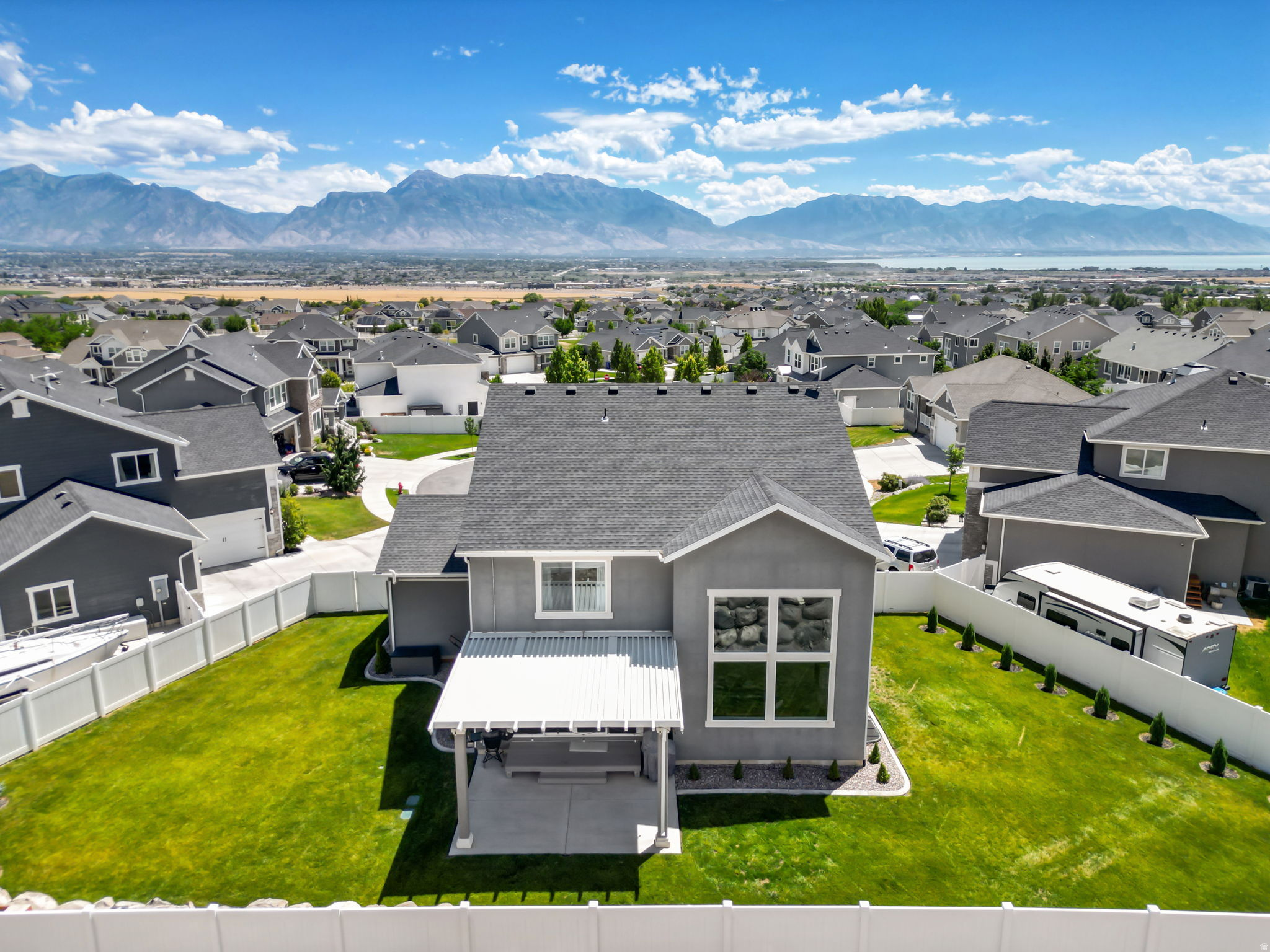 RIDGE - Residential