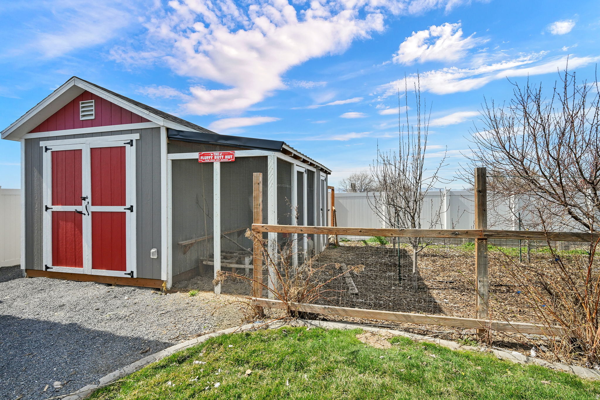 ORCHARD CREEK - Residential
