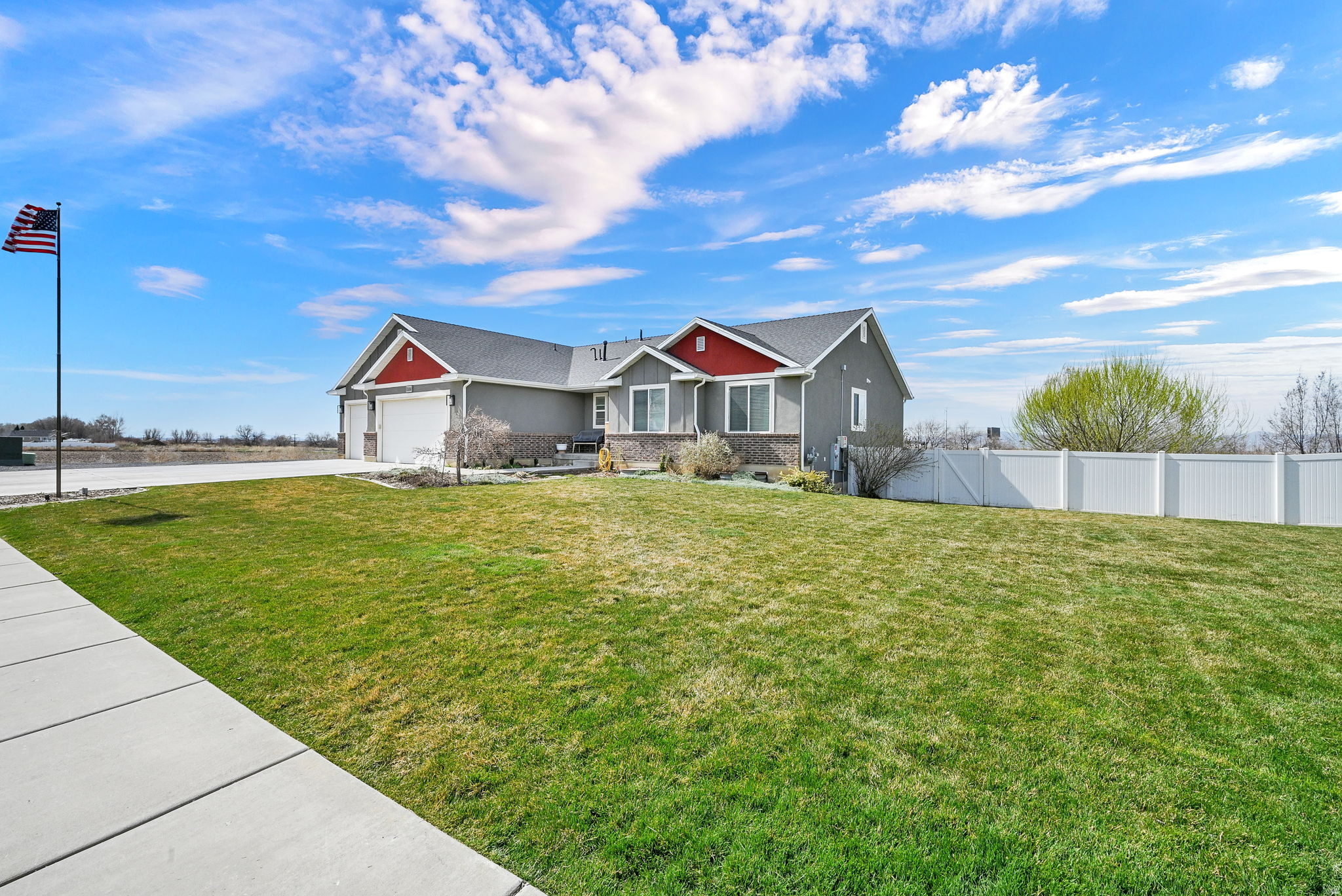 ORCHARD CREEK - Residential