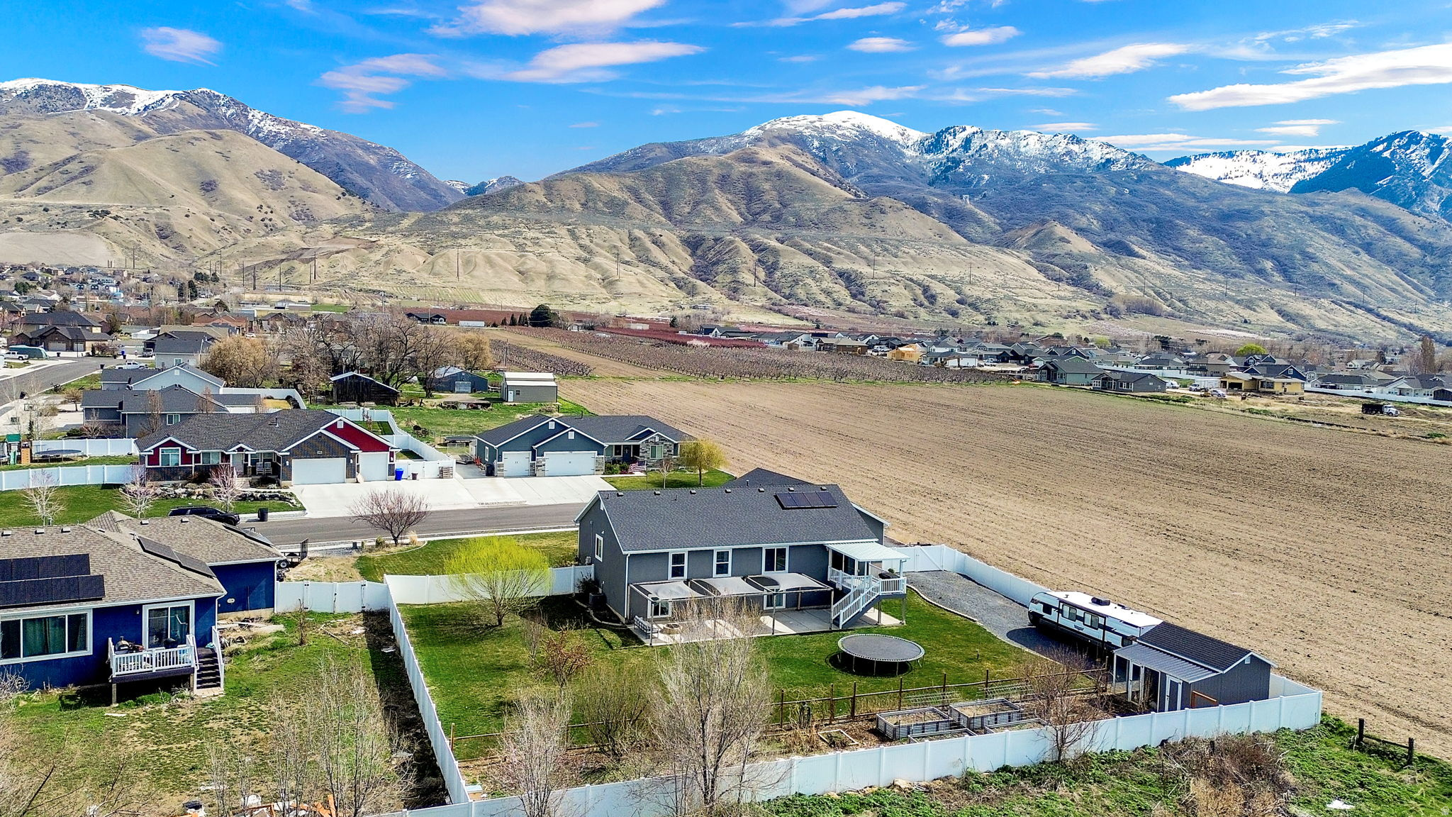 ORCHARD CREEK - Residential