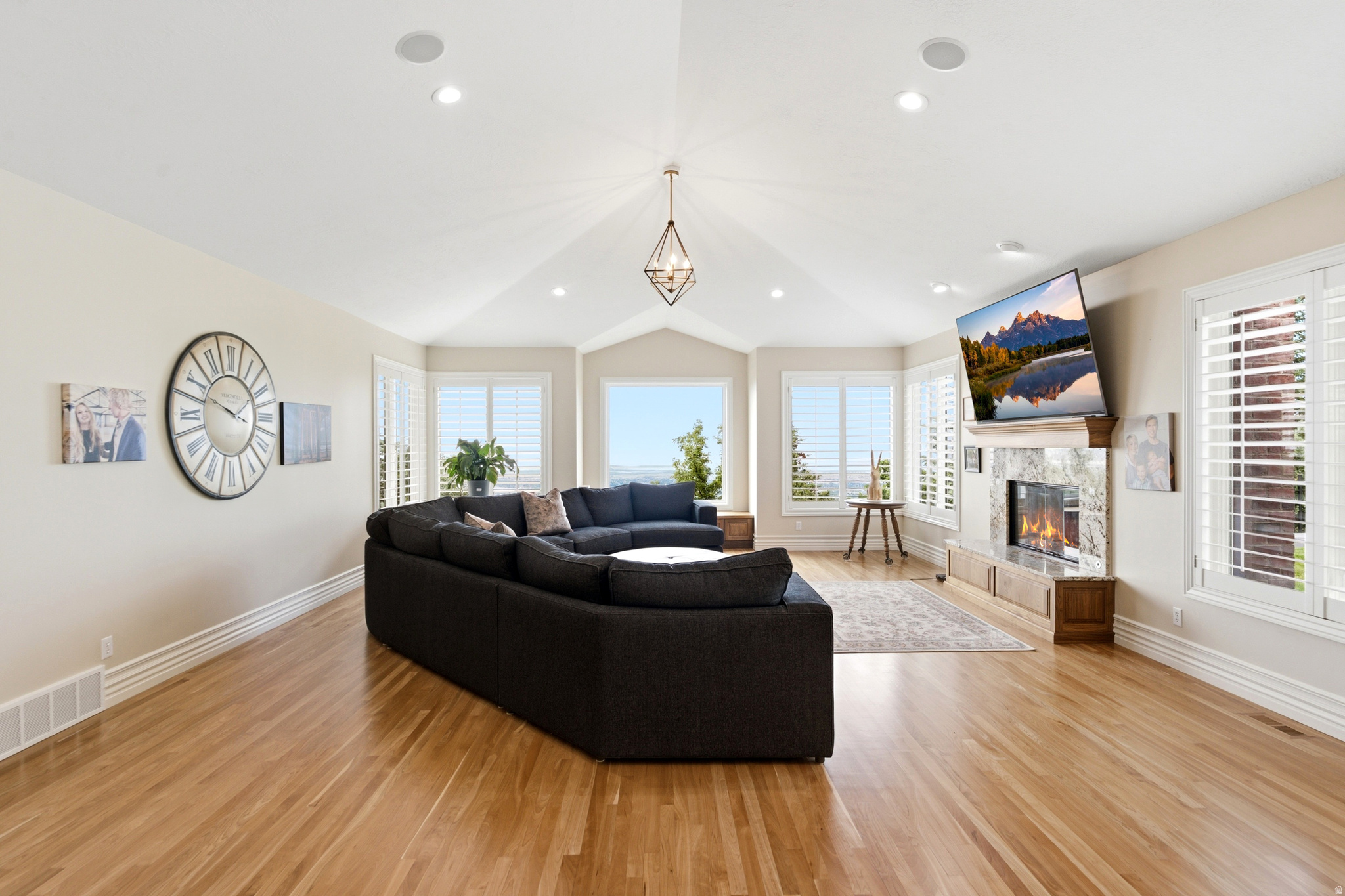 STONE RIDGE - Residential