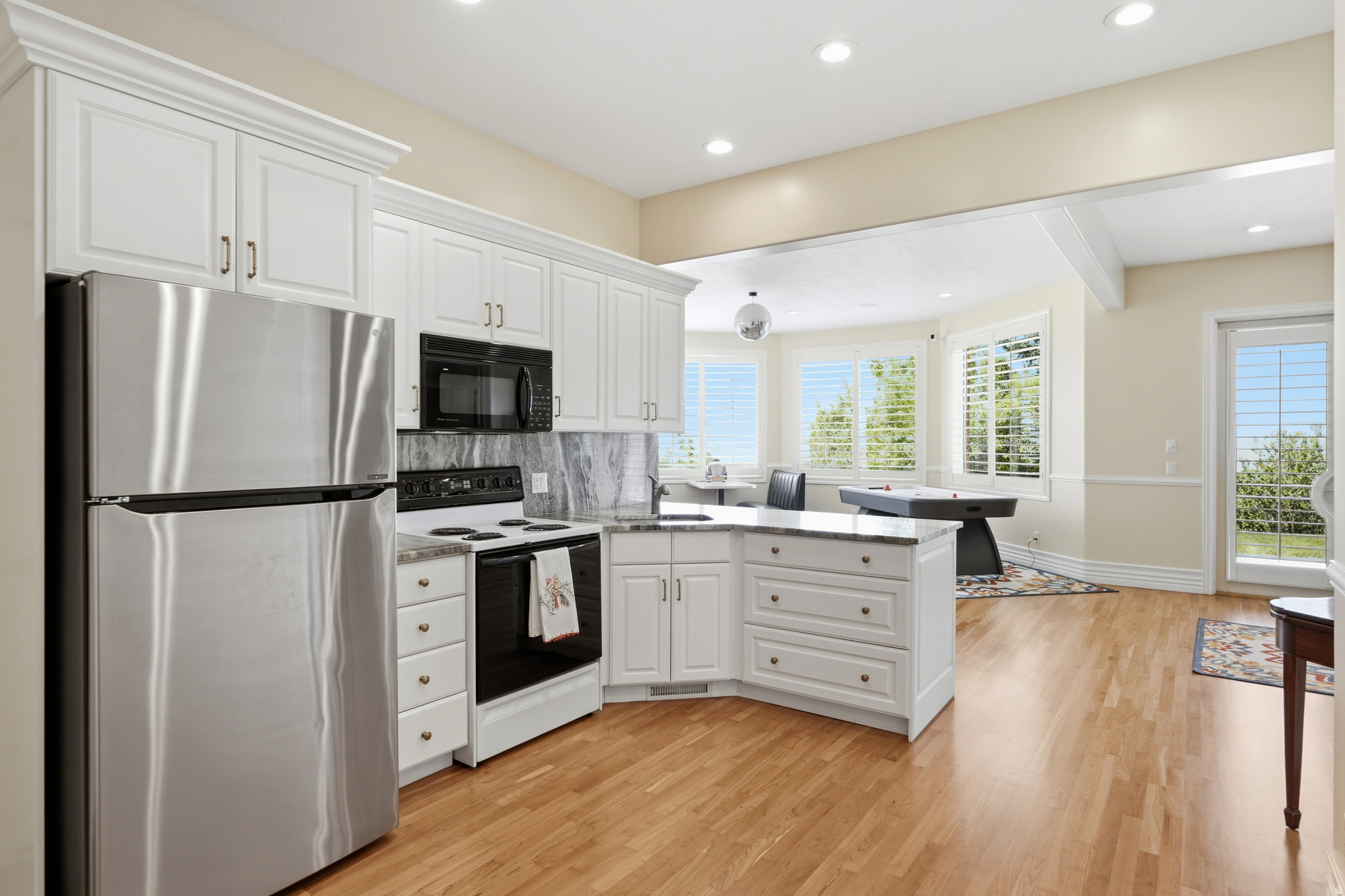 STONE RIDGE - Residential