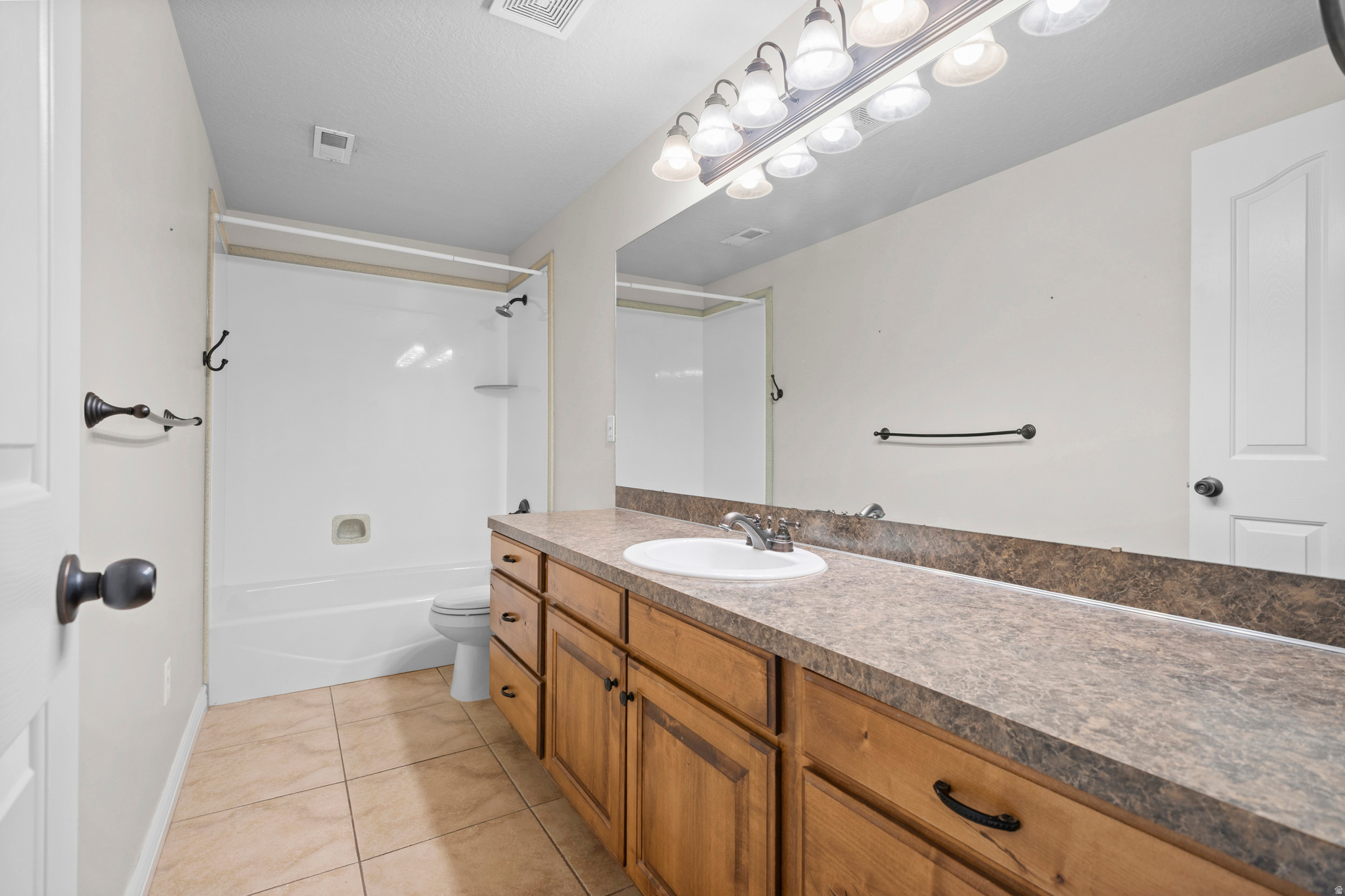 EAGLE CREEK - Residential