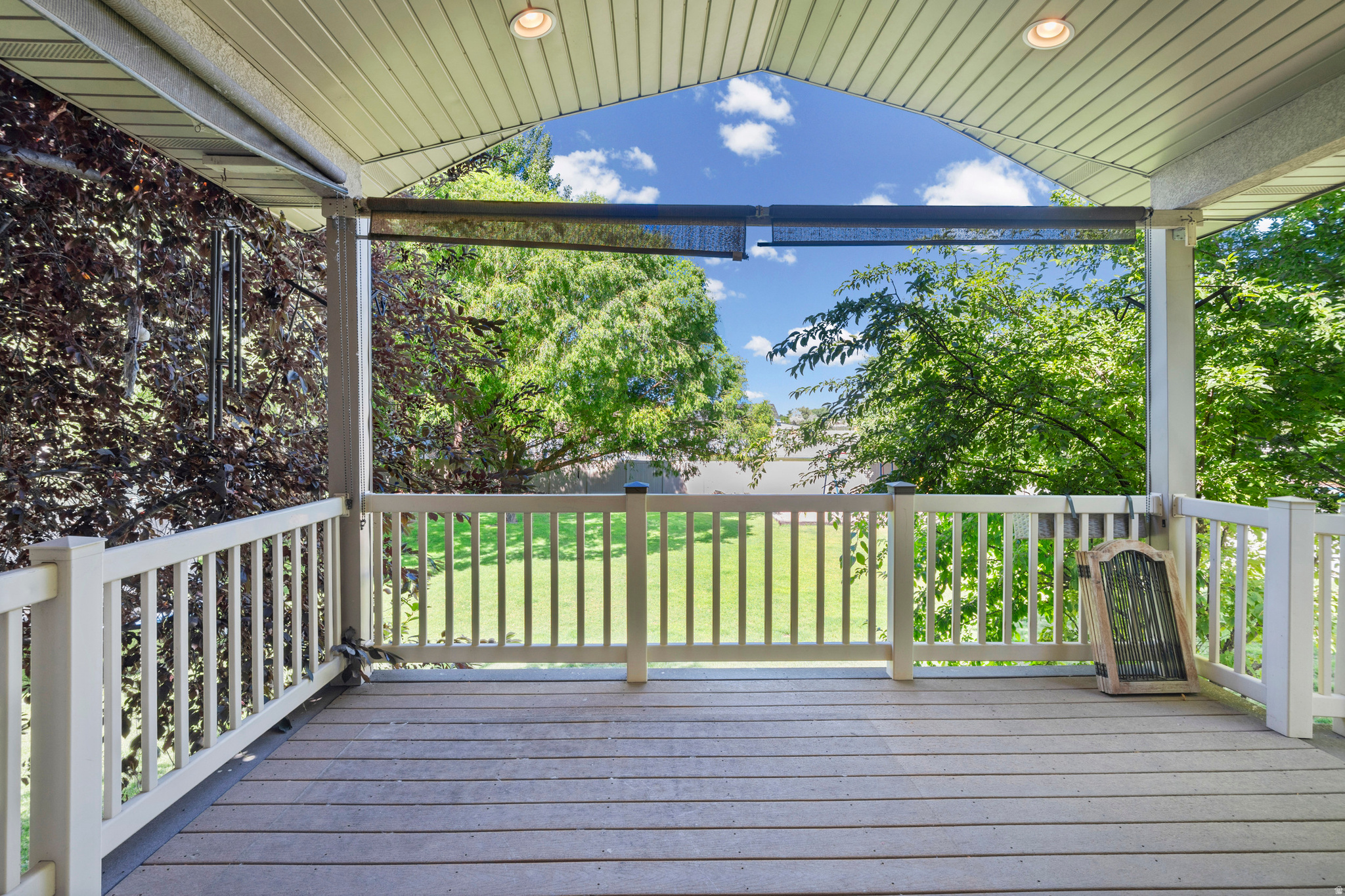 EAGLE CREEK - Residential