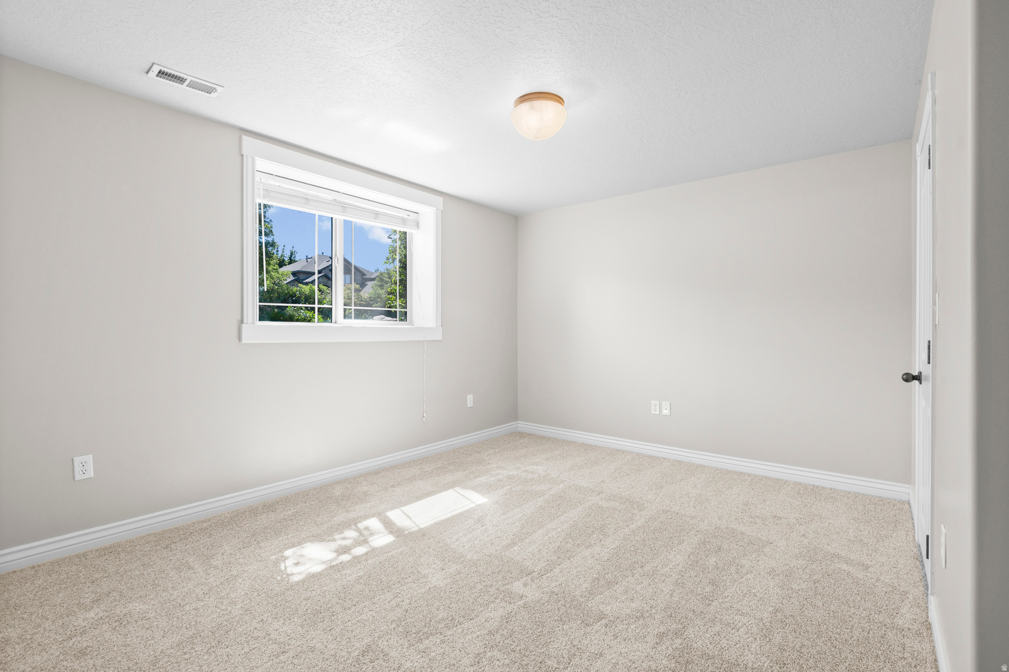 EAGLE CREEK - Residential