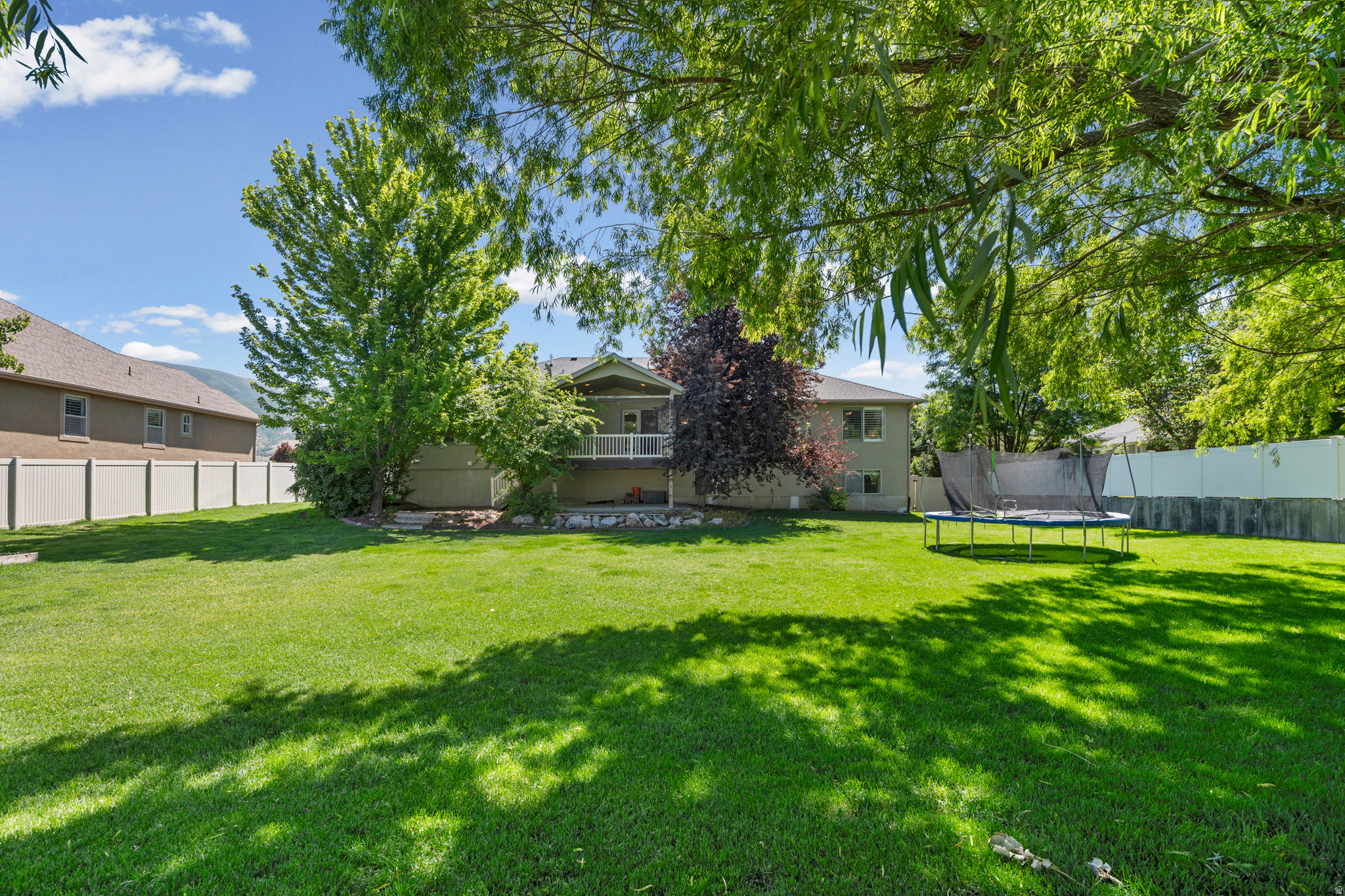 EAGLE CREEK - Residential