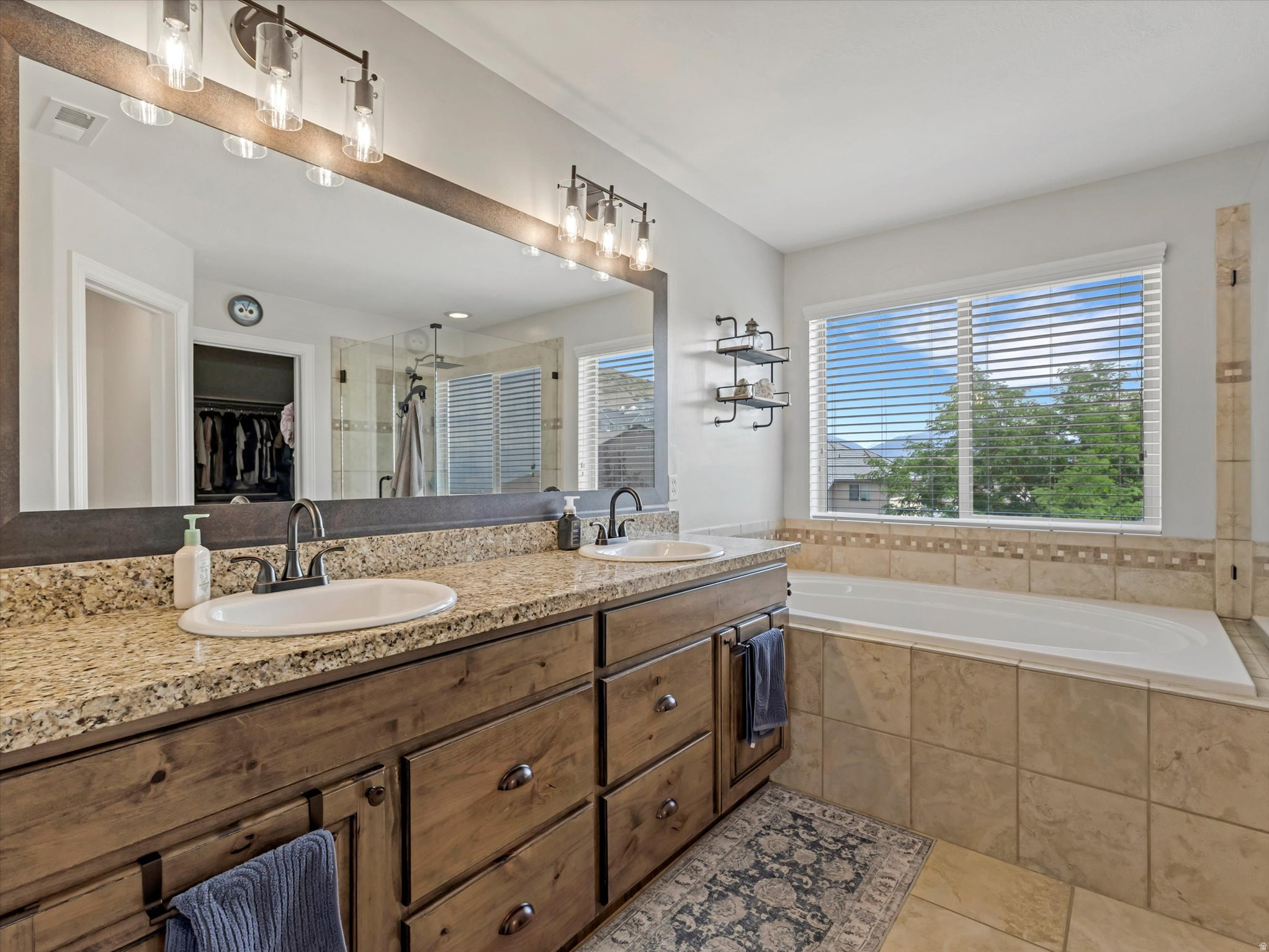 FORT HERRIMAN COVE - Residential