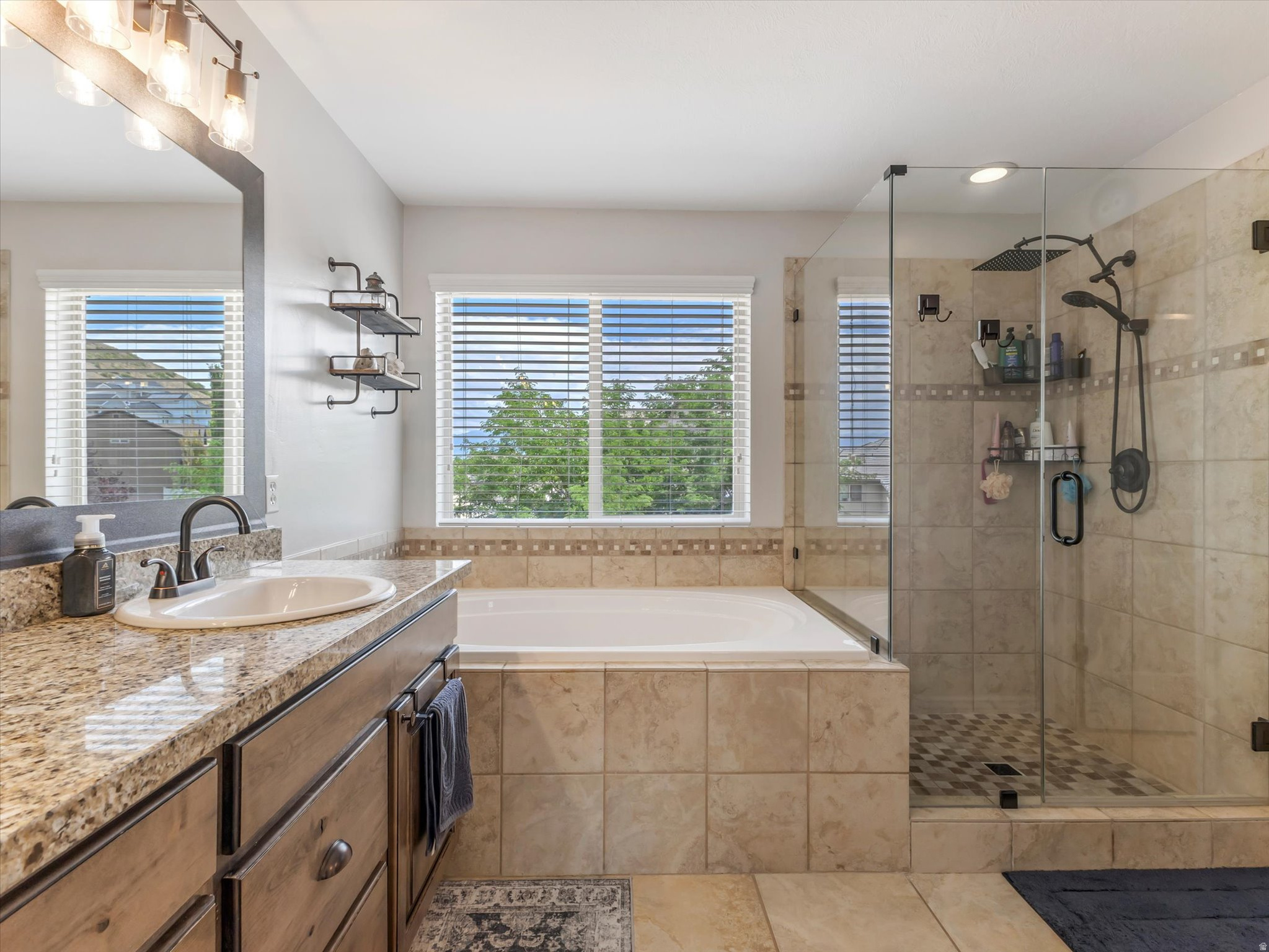 FORT HERRIMAN COVE - Residential