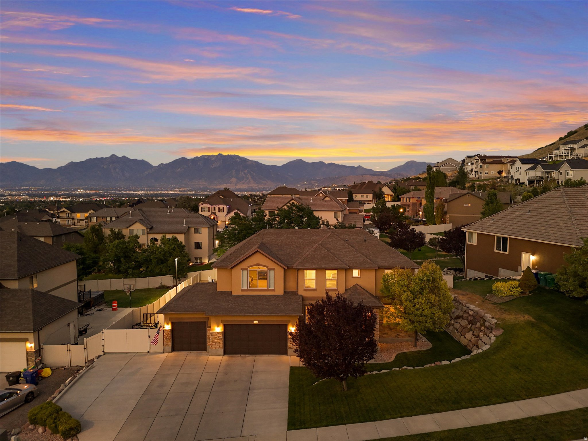FORT HERRIMAN COVE - Residential