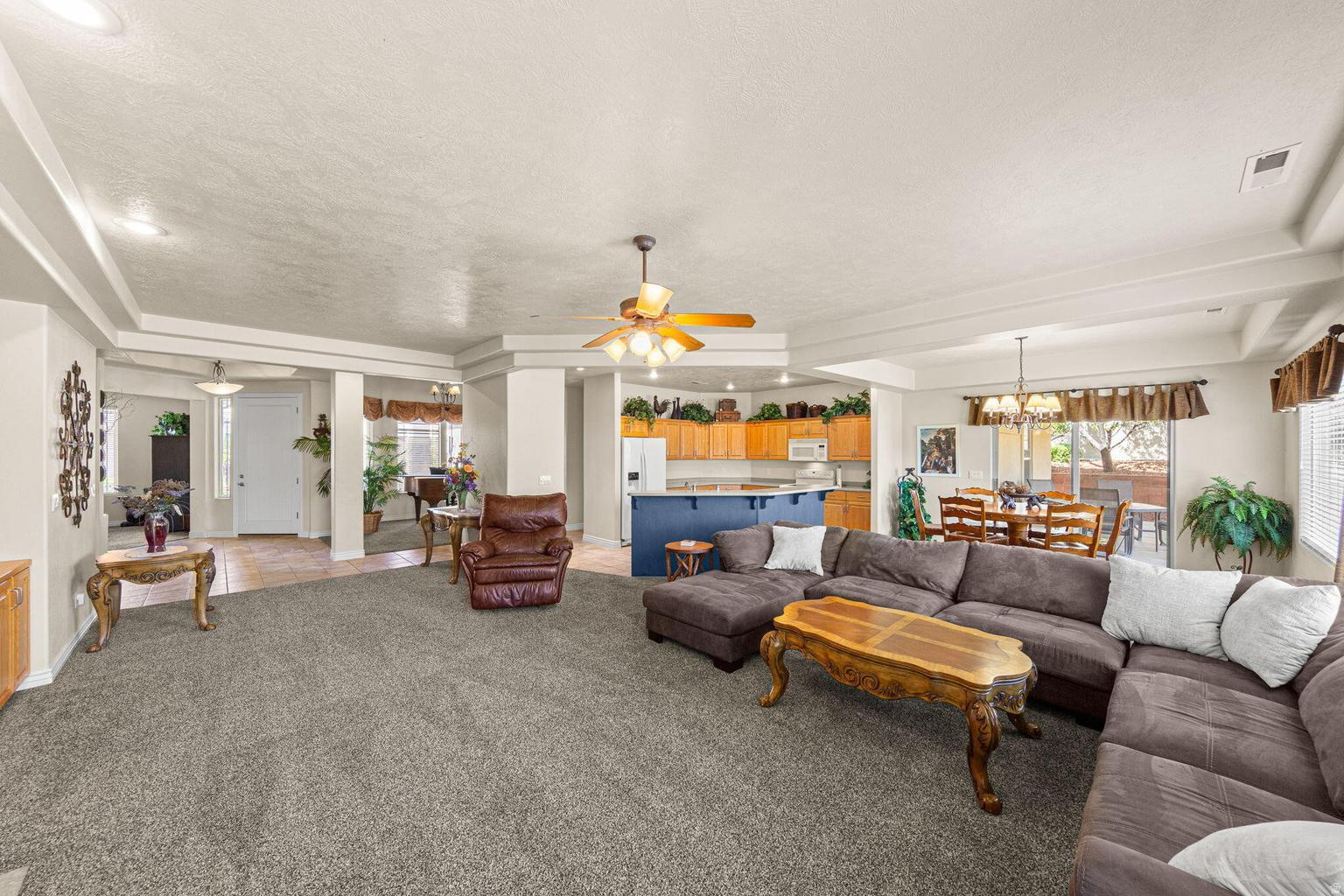 LA JOLLA HILLS AT GREEN SPR FKA LEGS-4 - Residential