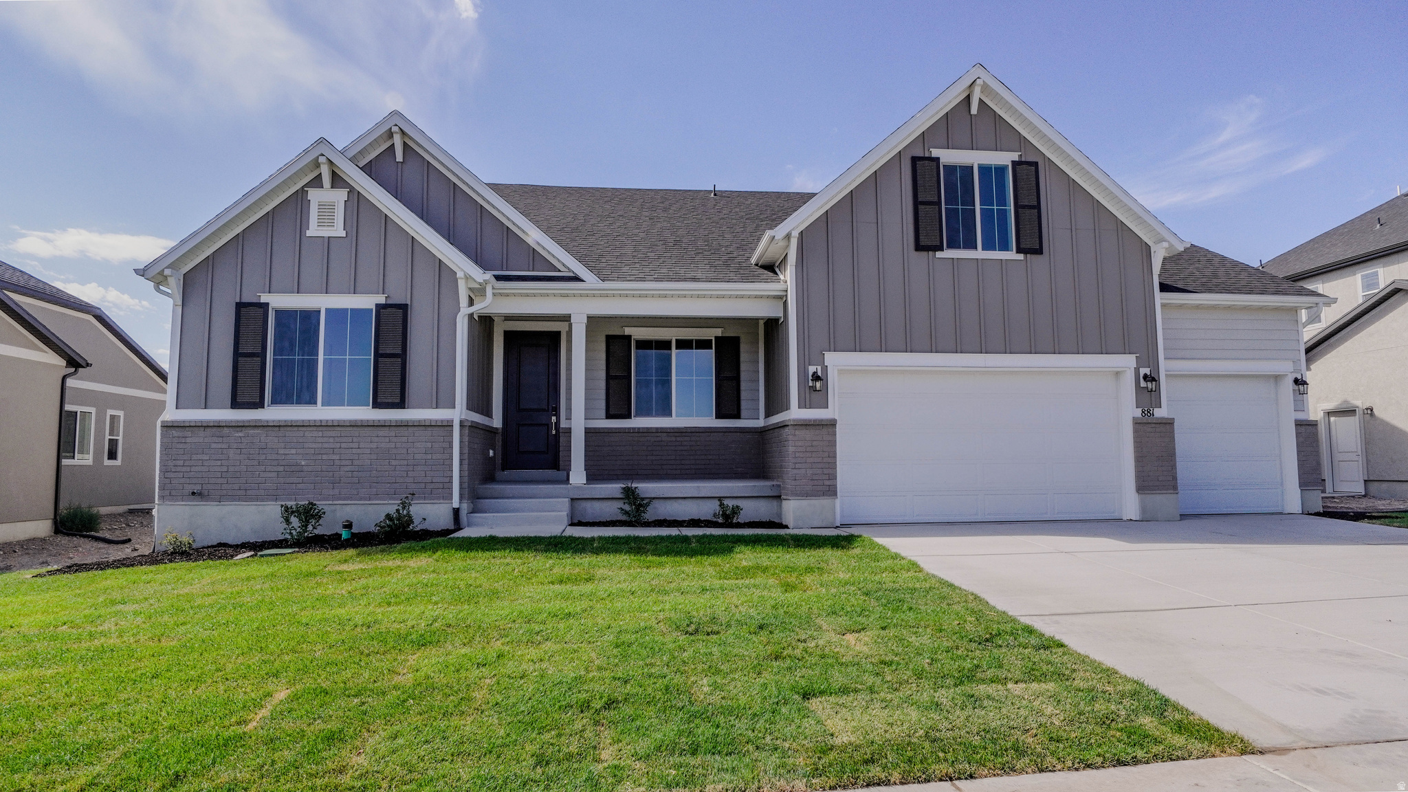 ***CONTRACT FOR A RATE AS LOW AS 3.999%. RESTRICTIONS APPLY & CAN CHANGE AT ANYTIME. | Innovative ranch-style home features an upstairs bonus room. On the main floor, you'll love the spaciousness of a great room with access to a covered patio. The great room flows into a gourmet kitchen with a walk-in pantry, a large center island, and sunroom for a larger dining space to the side with window surround! On the other side of the great room, you'll find a luxurious master suite, boasting a generous size bedroom, two walk-in closets, a Deluxe bath featuring double sinks, and a soaking tub and separate walk-in shower. A study with double French doors and two additional bedrooms & bath completes the main floor. 2000 sqft unfinished basement with taller ceilings for future living space. Contact us today for more information or to schedule a tour of this beautiful home!!