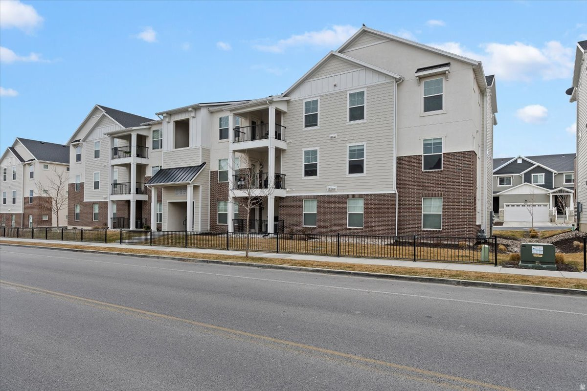 THE EXCHANGE - Residential