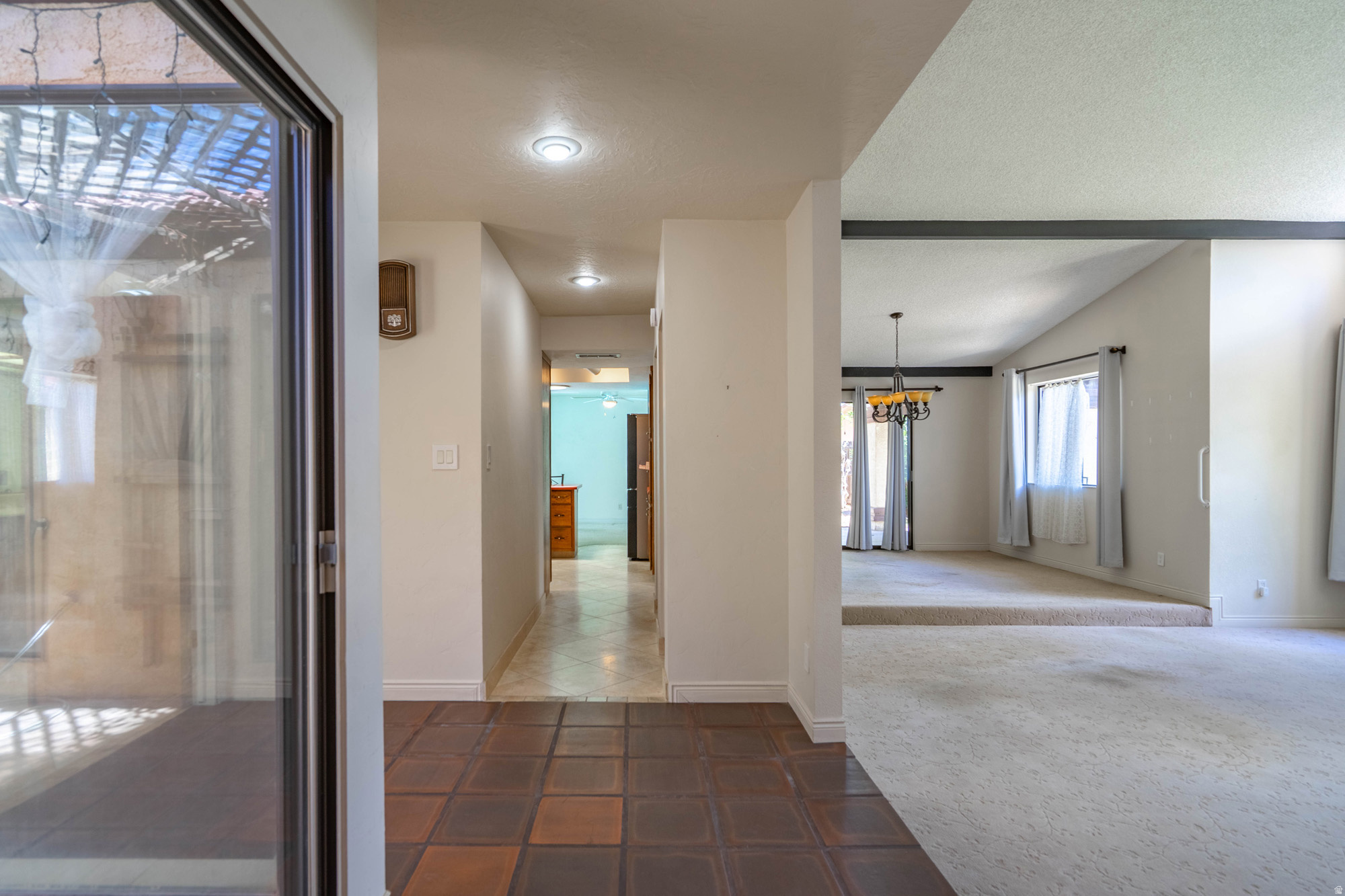 BLOOMINGTON HILLS - Residential