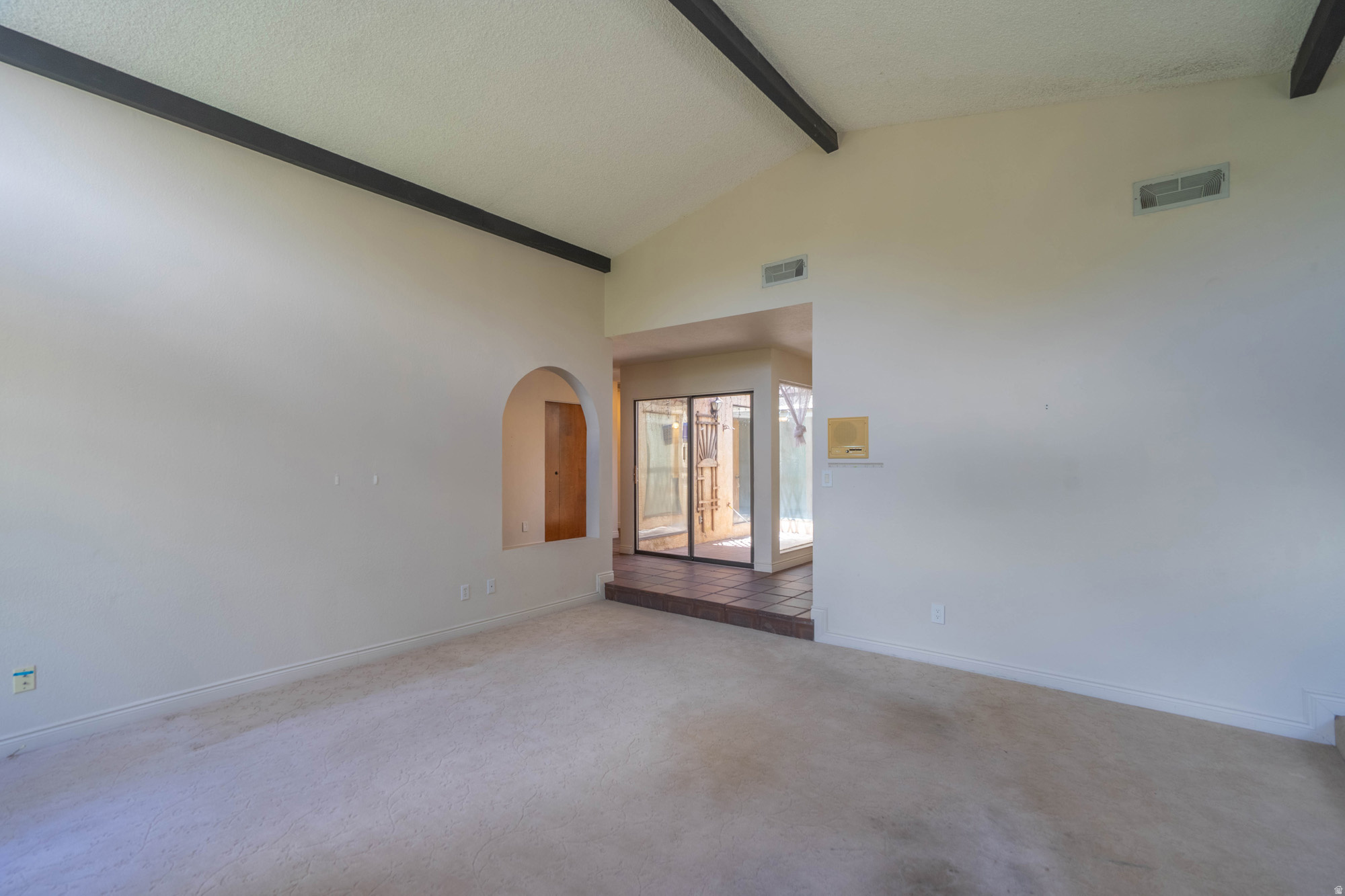 BLOOMINGTON HILLS - Residential