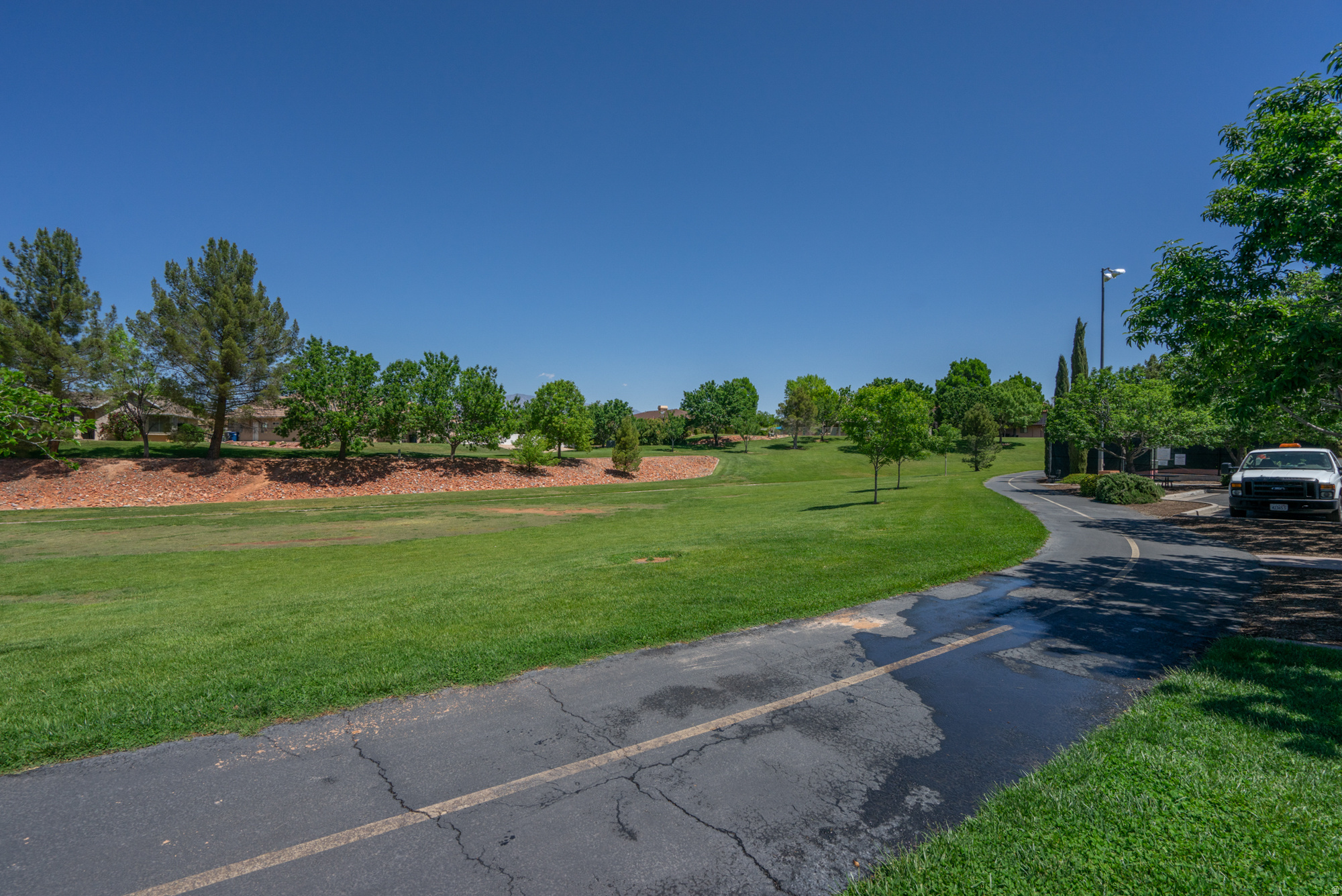 BLOOMINGTON HILLS - Residential