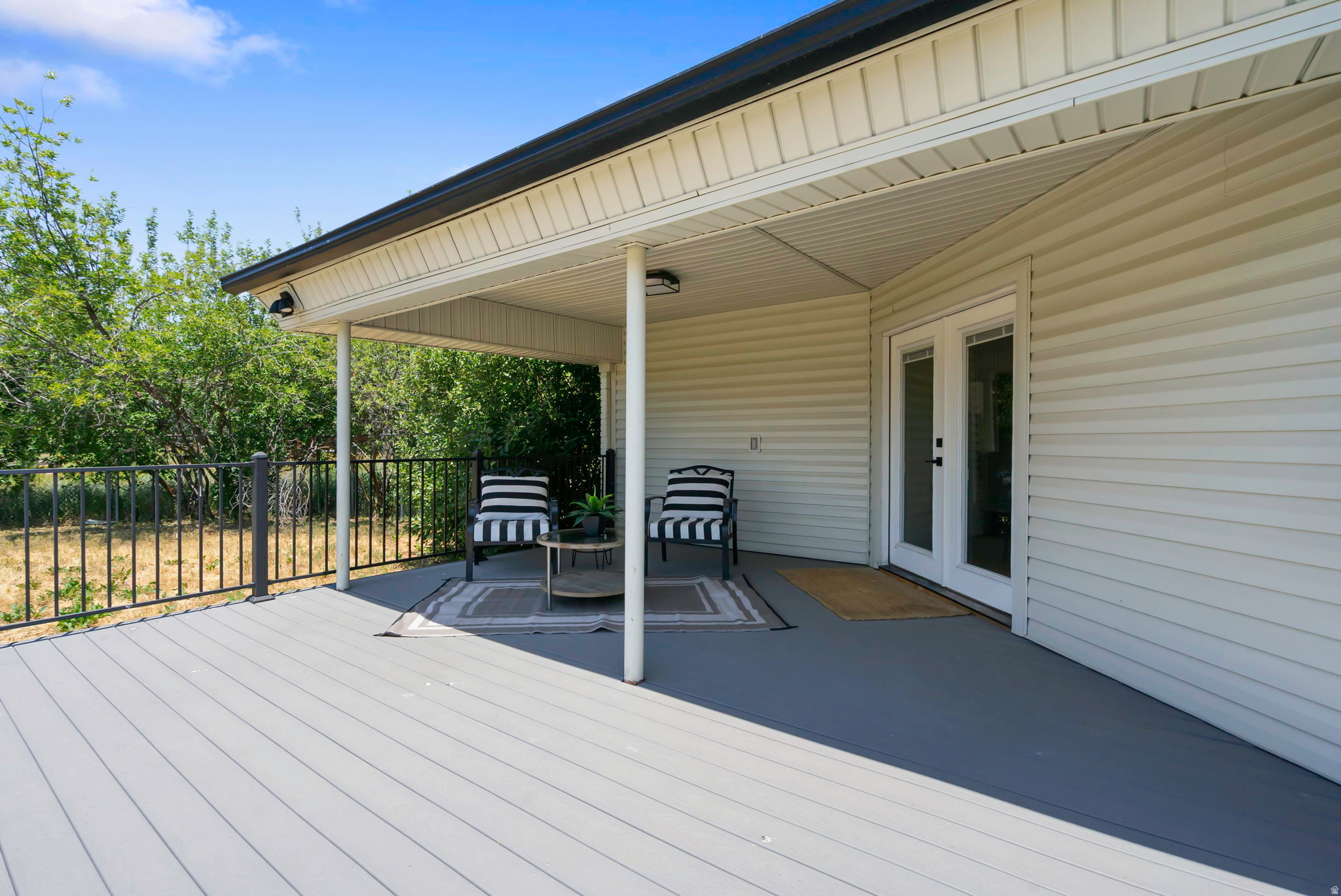 MOUNTAIN VALLEY MEAD - Residential