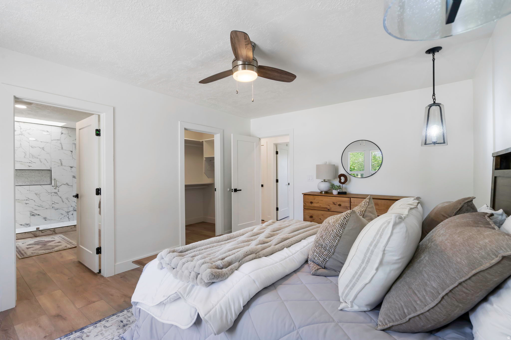 MOUNTAIN VALLEY MEAD - Residential