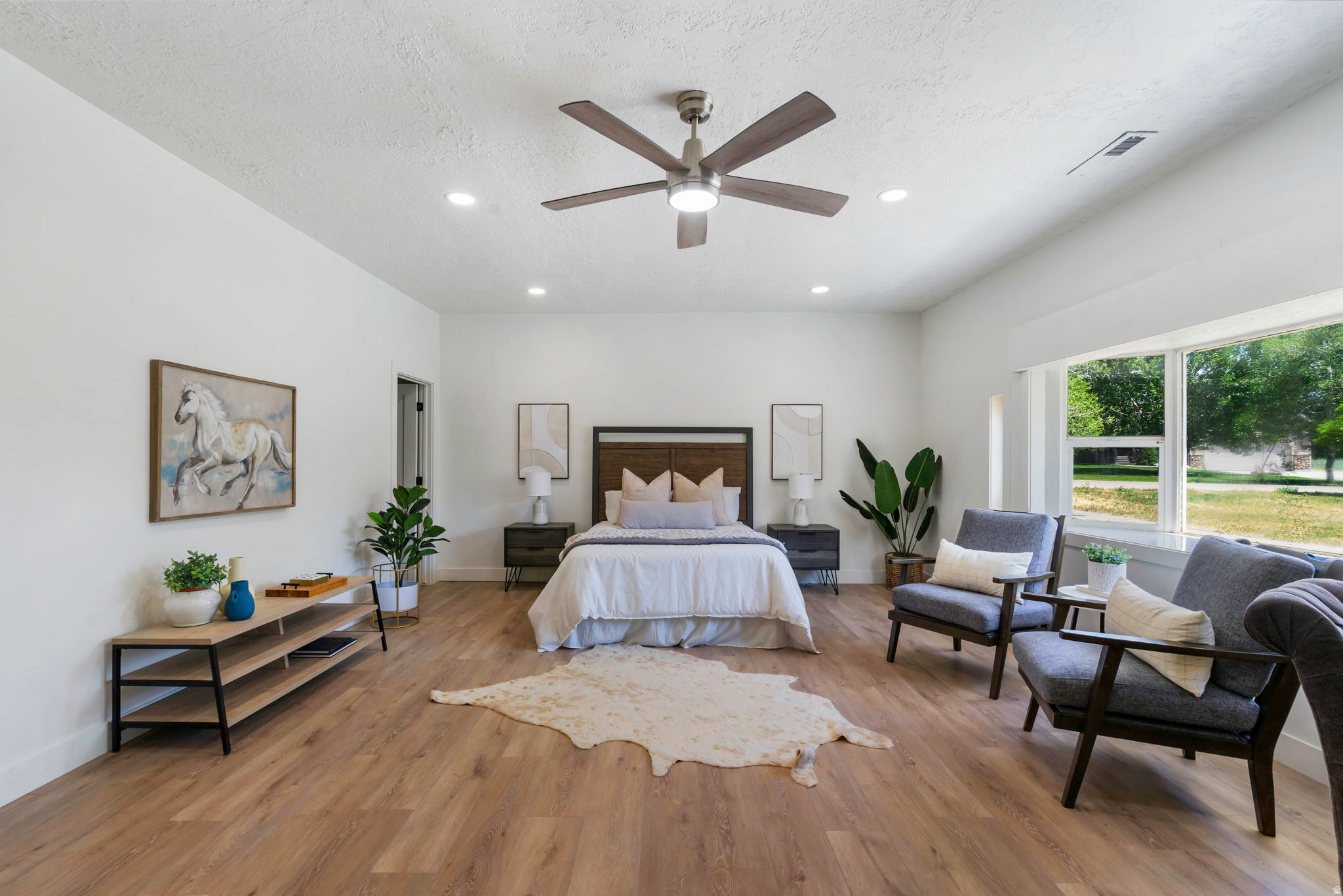 MOUNTAIN VALLEY MEAD - Residential