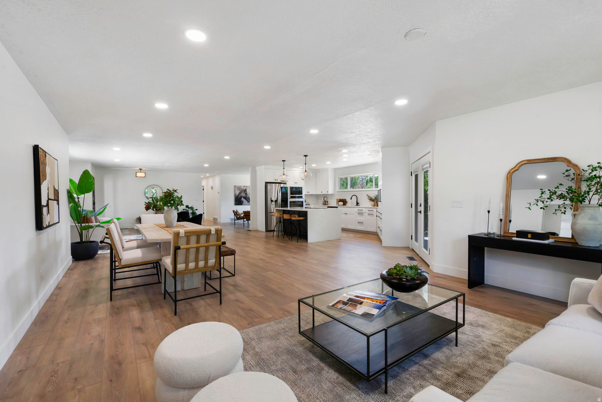 MOUNTAIN VALLEY MEAD - Residential