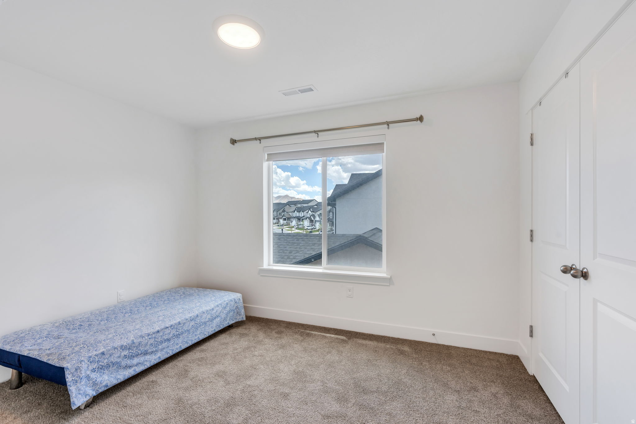 RIDGE - Residential