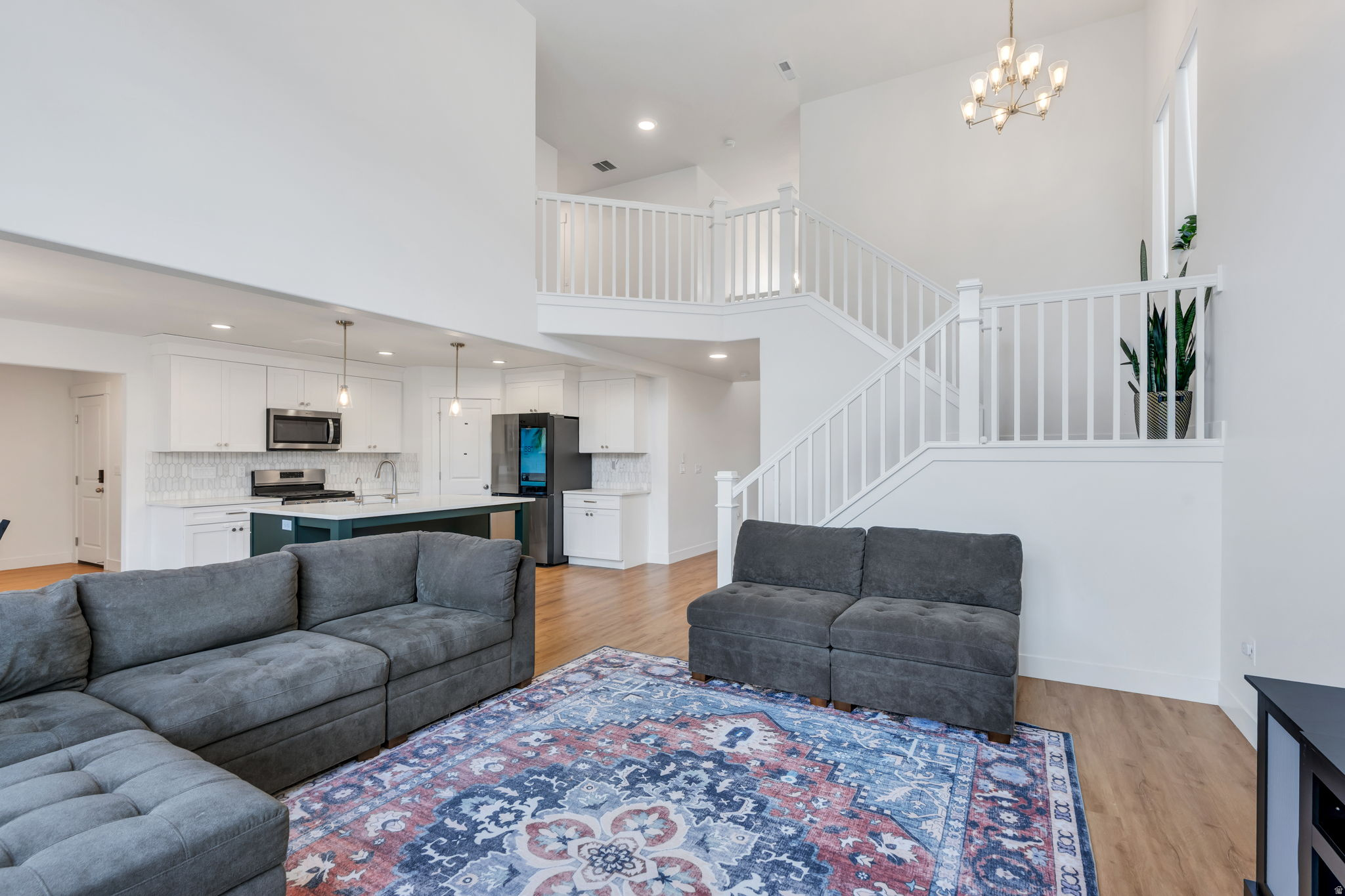 RIDGE - Residential
